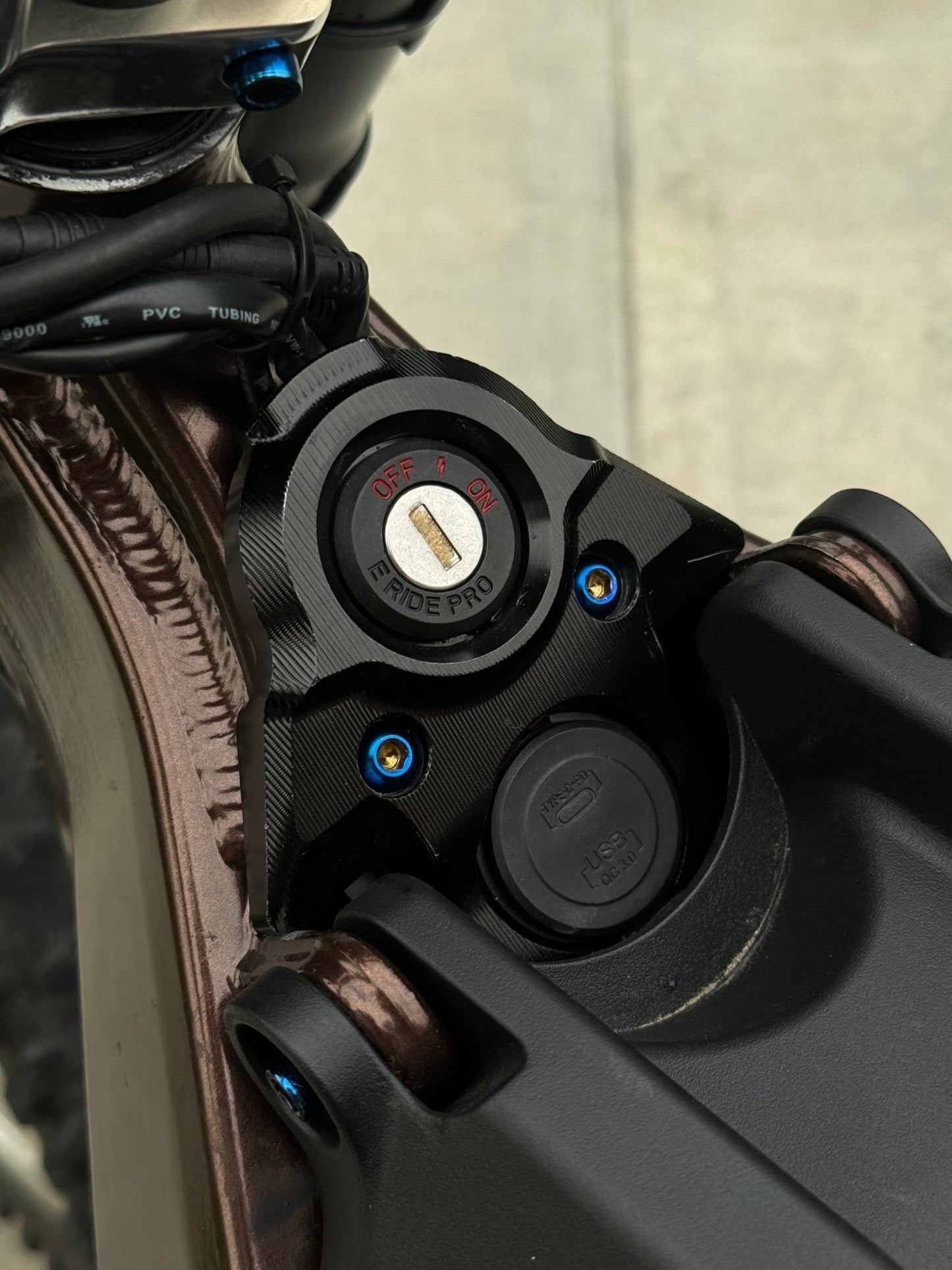 Ignition Cover Titanium Bolts - MXwraps