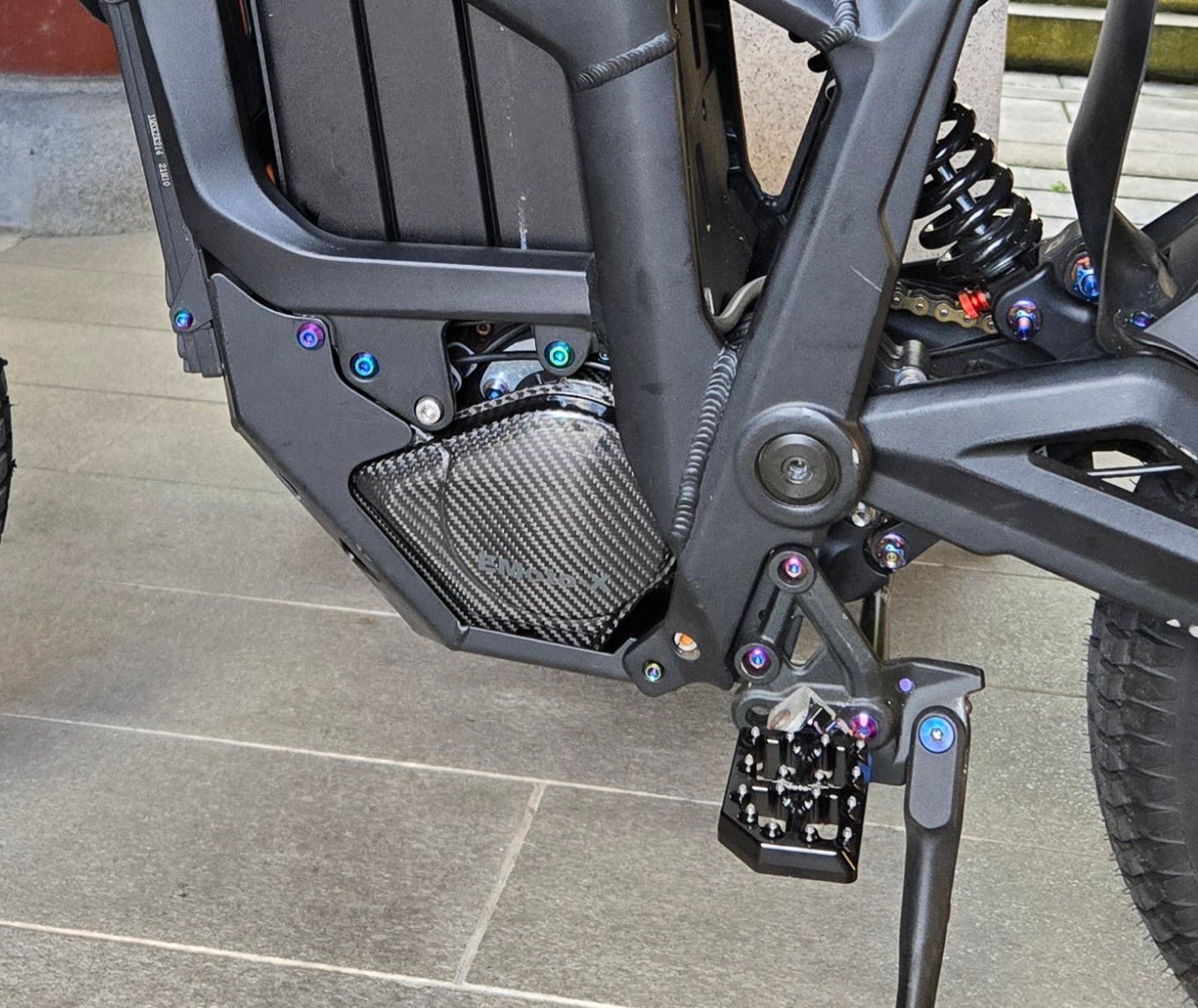 EMoto - X Carbon Fiber Gearbox Cover for talaria Sting - MXwraps