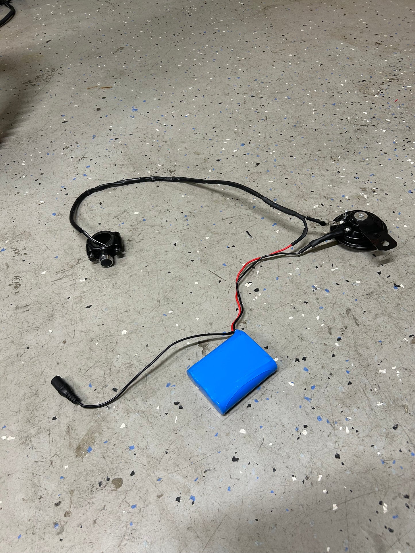 Rechargeable Battery Powered Horn