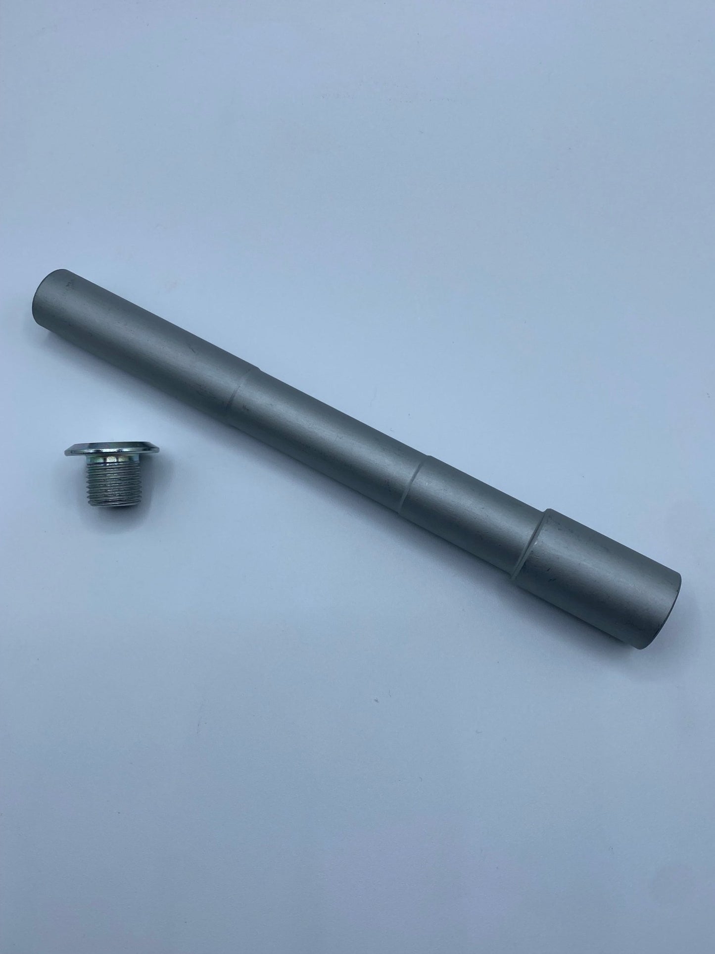 Ultra Bee OEM Front Axle w/ Nut - MXwraps