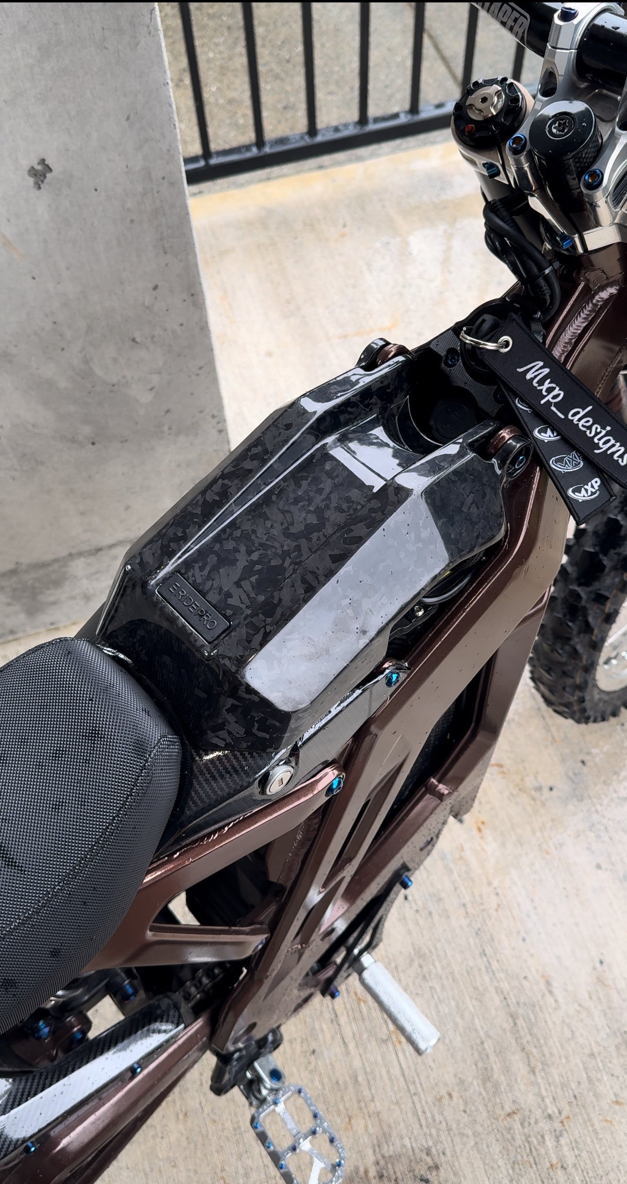 E Ride Pro REAL carbon fiber battery lid