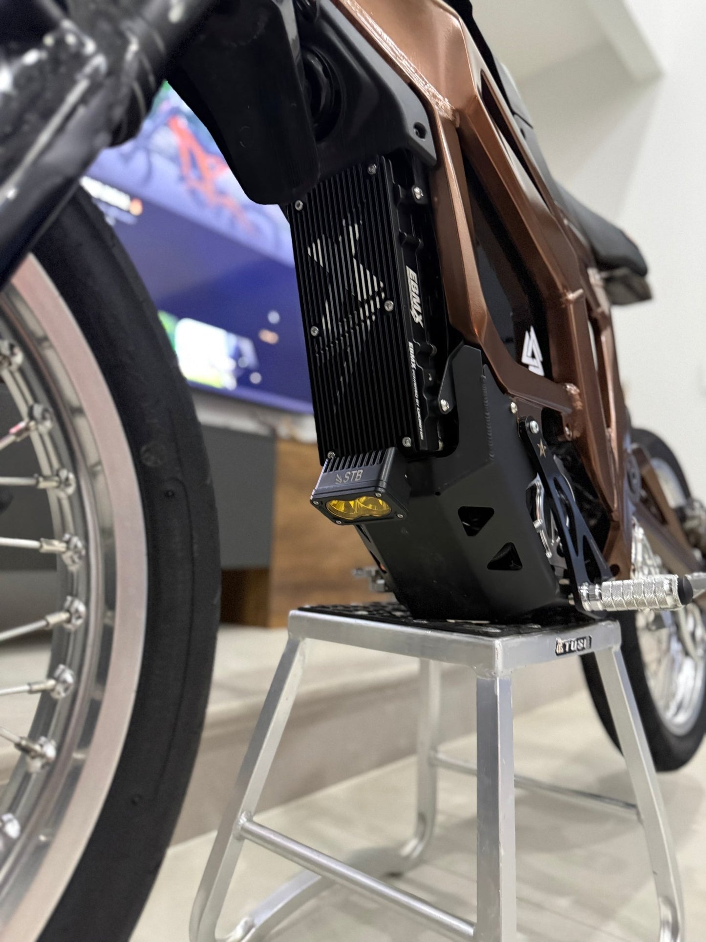 Surron LBX, Ultra Bee, E Ride Pro, & Talaria XXX/MX3/4/5 Wheelie Light - MXwraps
