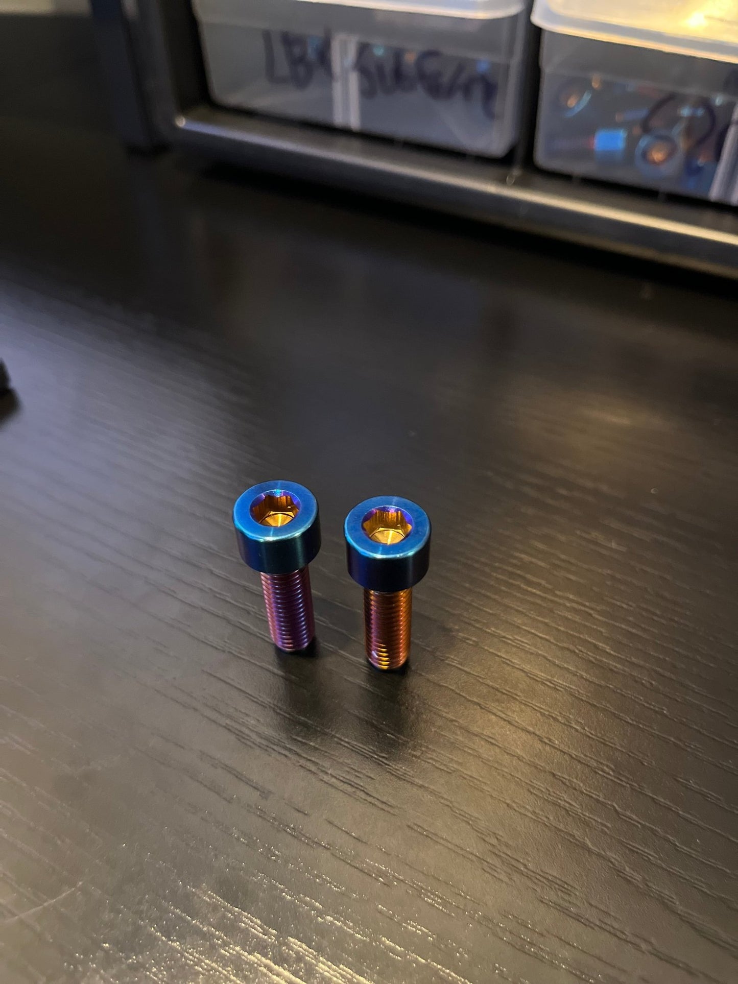 Surron LBX Triangle Bolts (Set of 2) - MXwraps