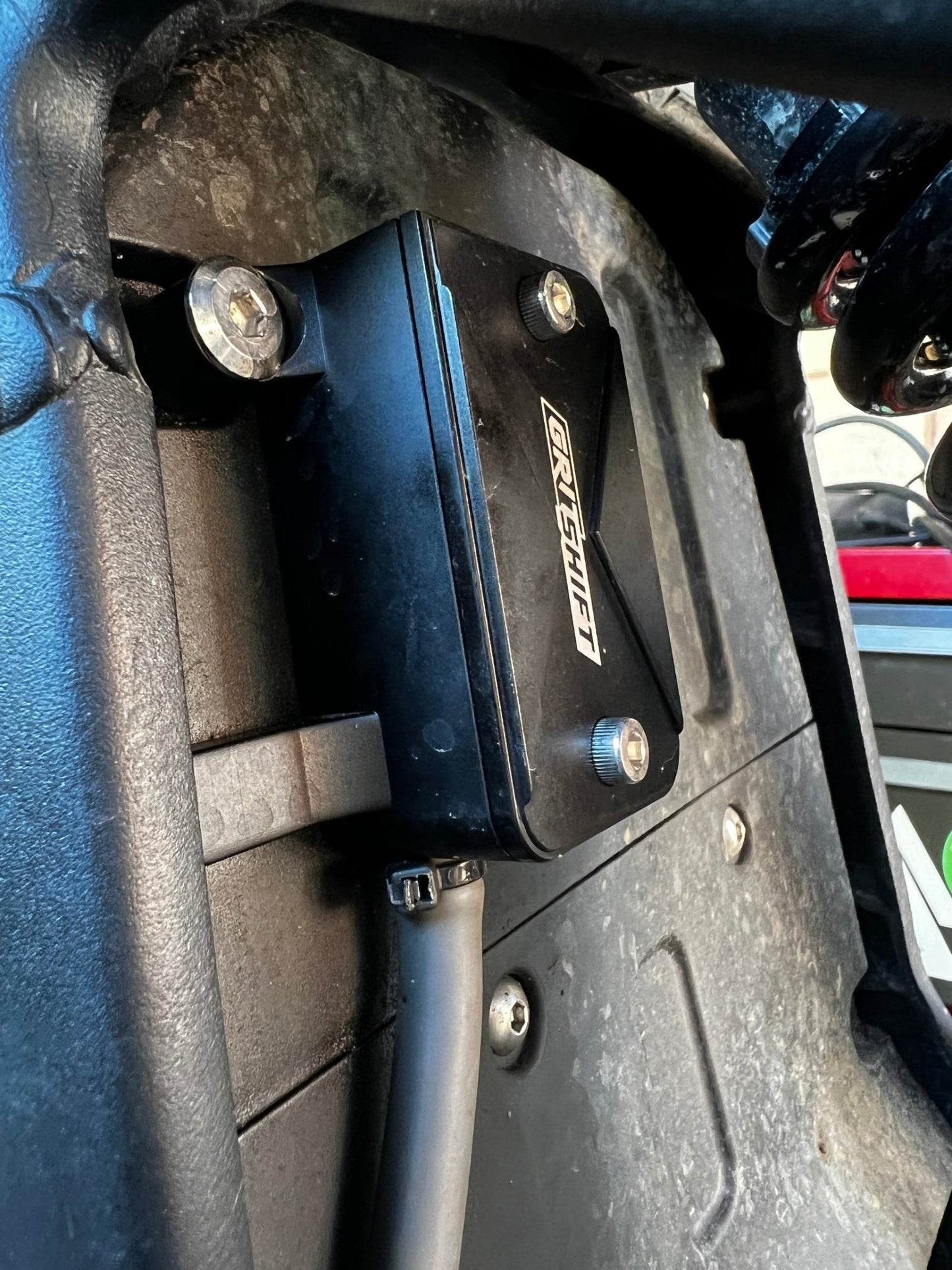 GritShift Gearbox Breather Kit W/Fluid Reservoir - MXwraps