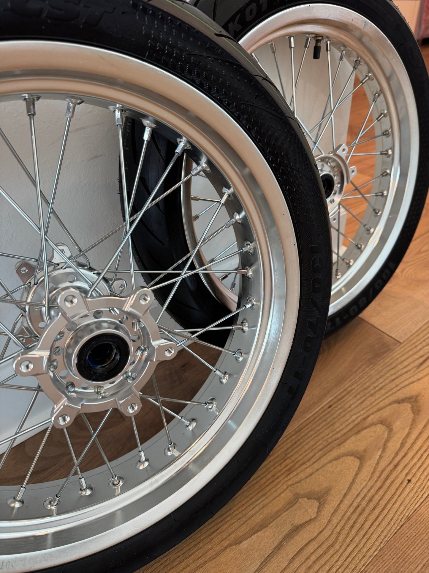 Chrome Ultra Bee Supermoto Kit