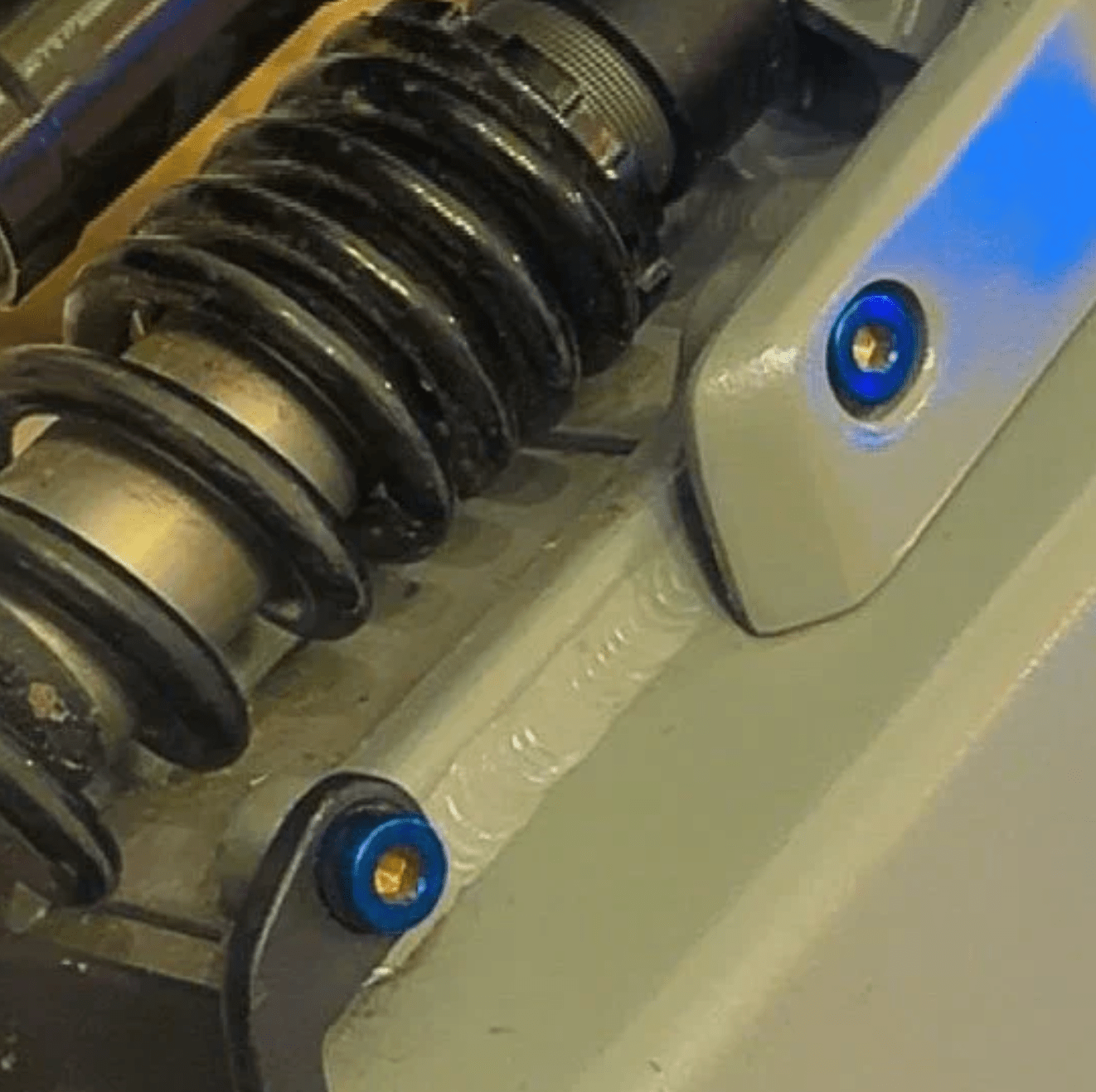 Talaria XXX Battery Hatch Bolts (Set of 2) - MXwraps