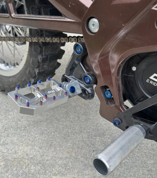 E - Moto peg bracket bolts(4 pc) - MXwraps