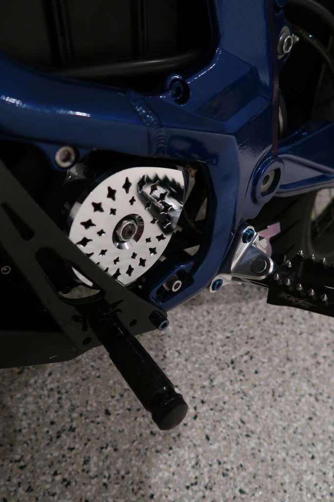 Ultra Bee Metal Motor cover - MXwraps