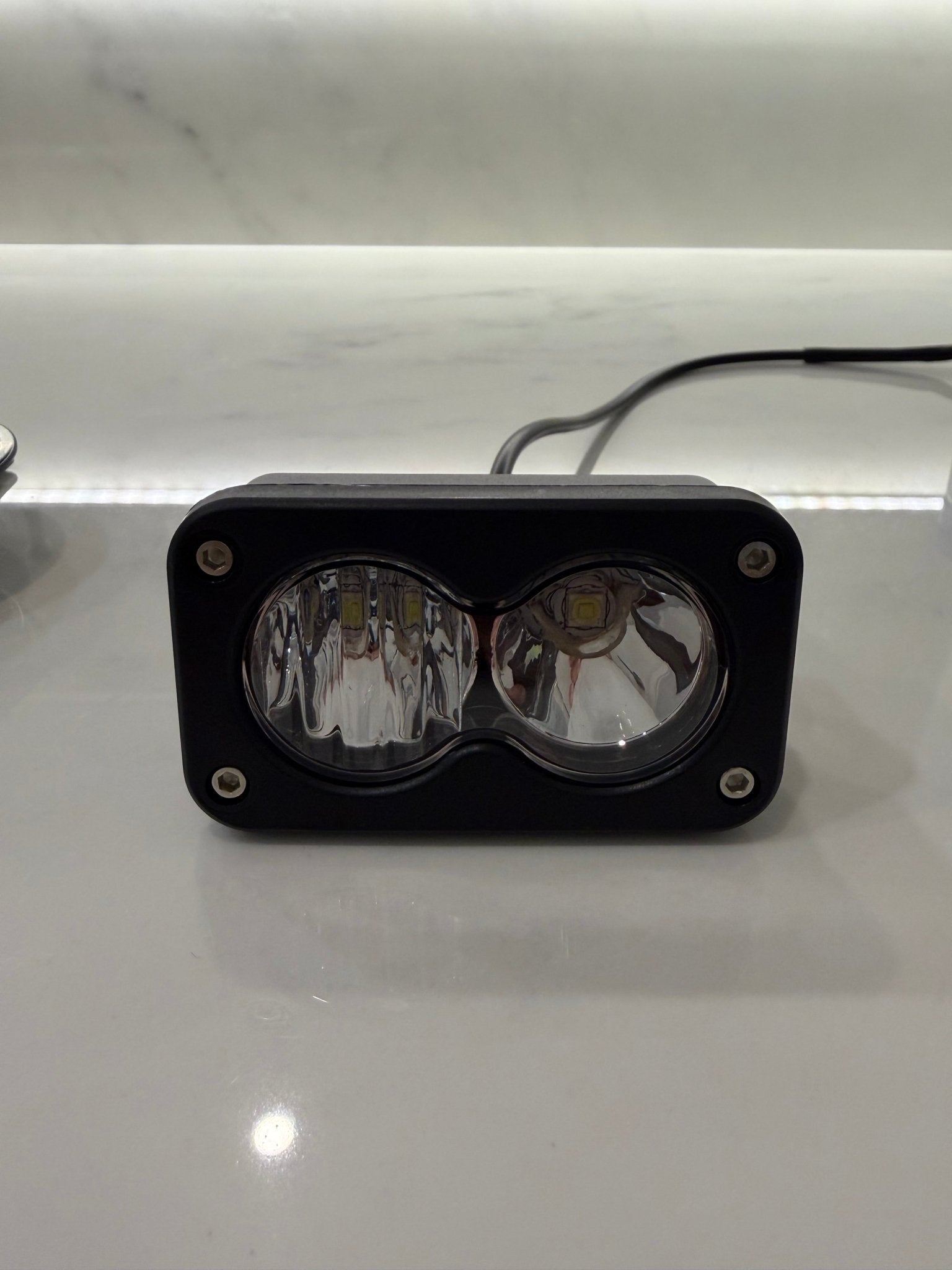 Baja light and horn combo rechargeable (comes with battery and charger) suitable for all bikes (also comes with a switch for both horn and Baja) - MXwraps