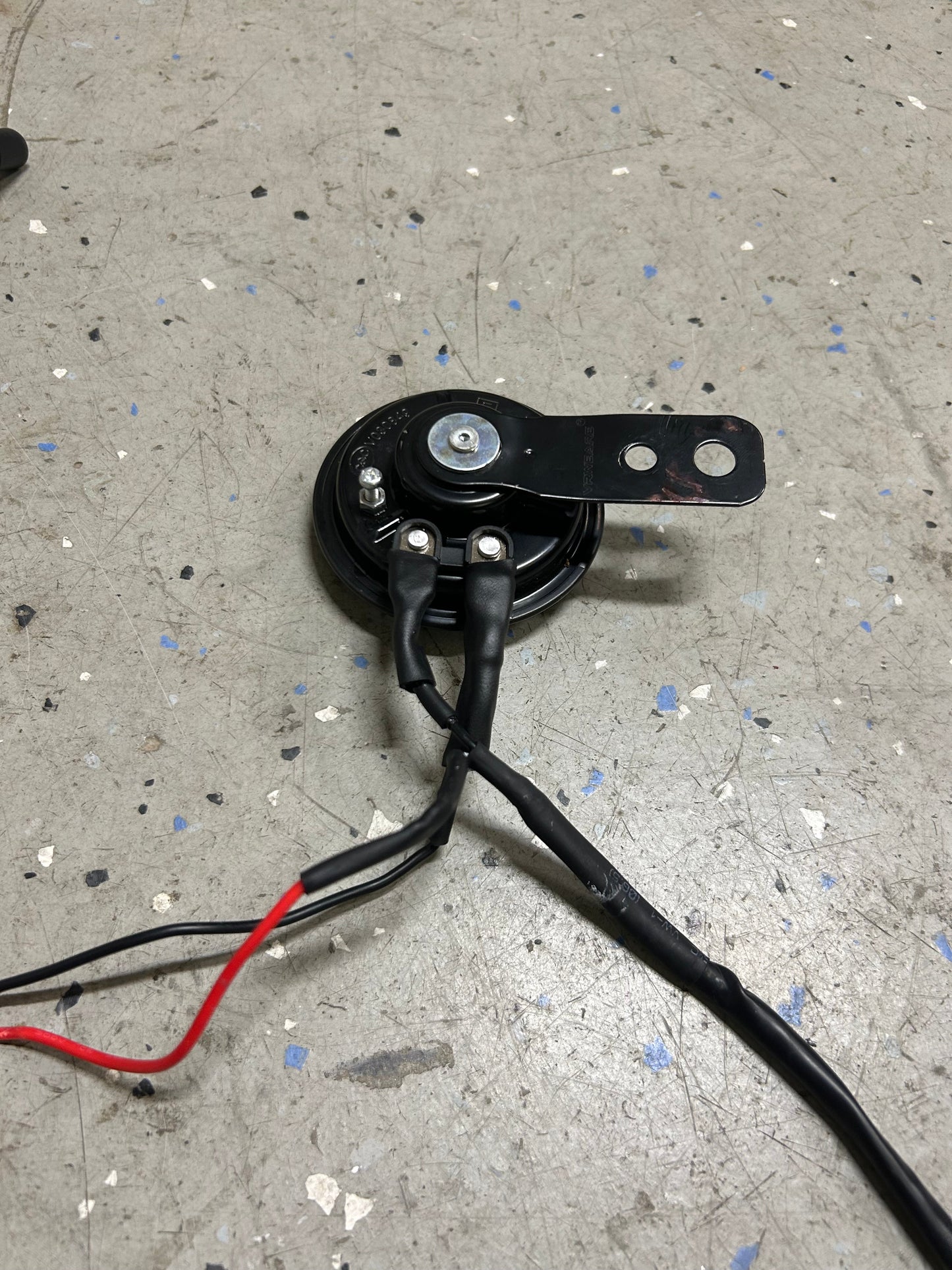 Rechargeable Battery Powered Horn