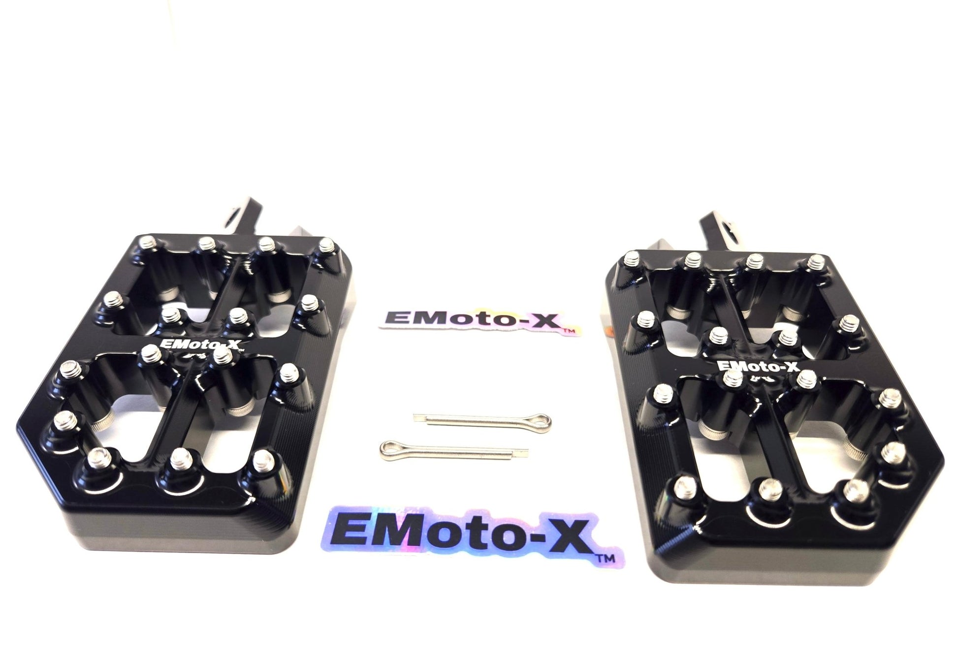Emoto - X Rawrr Mantis Upgraded foot Pegs - MXwraps
