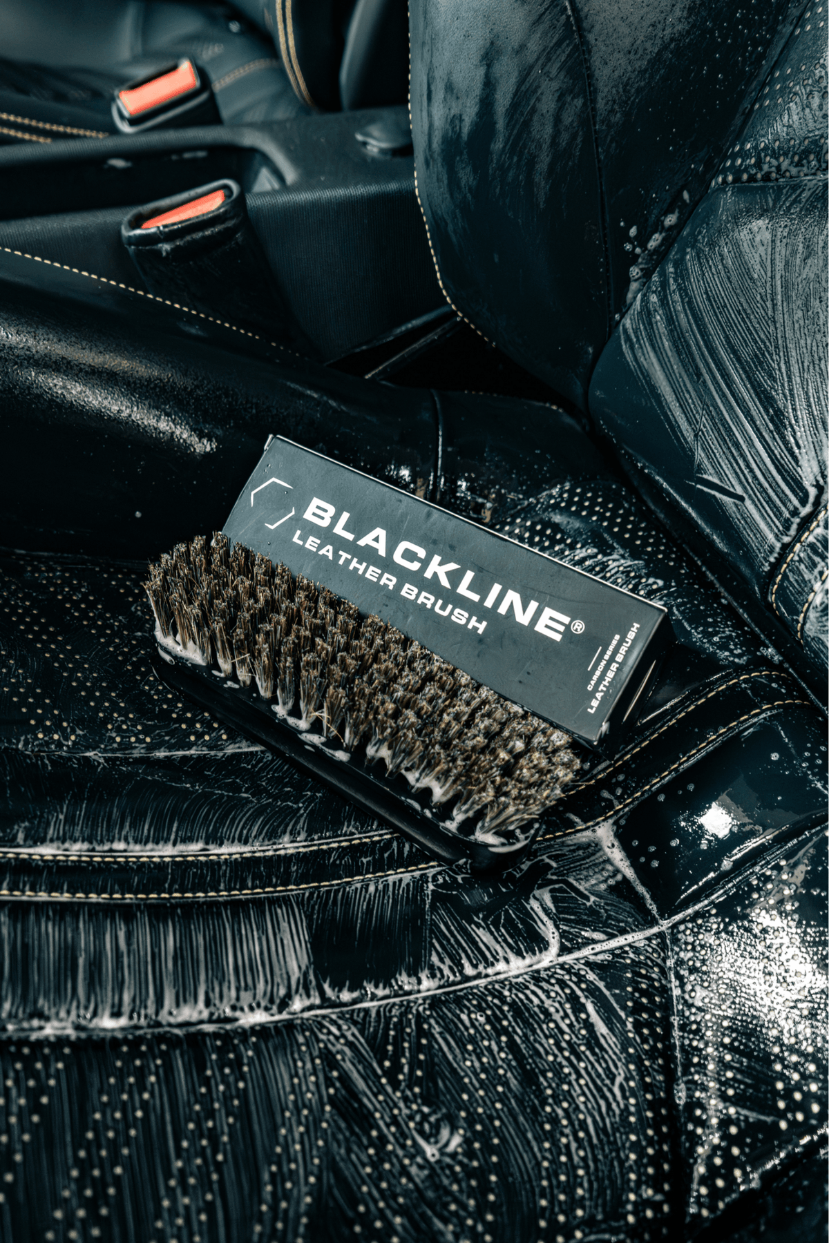 BLACKLINE® LEATHER BRUSH - MXwraps