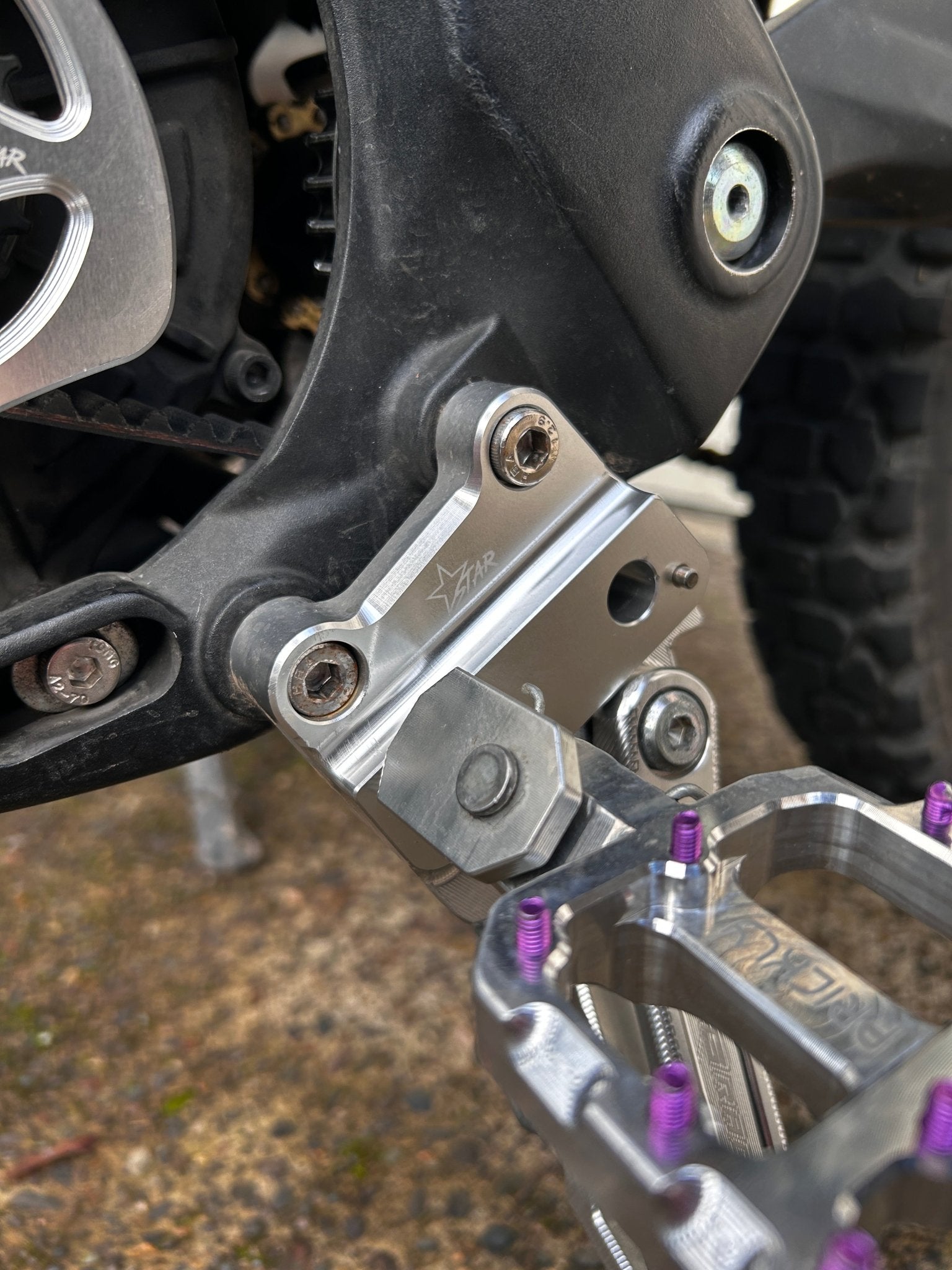 Talaria xxx peg silver mounts - MXwraps