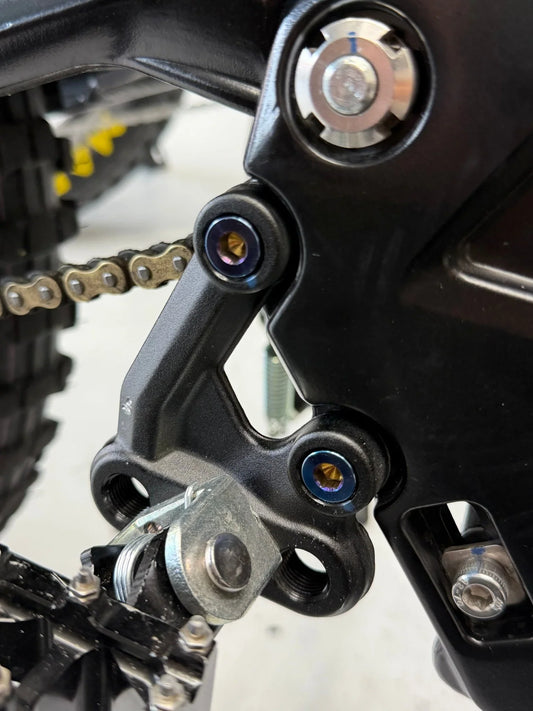 E - Moto Peg Bracket Titanium Bolts - MXwraps