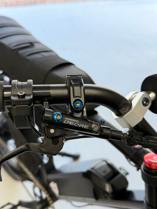 Shimano handbrake titanium (1 set)