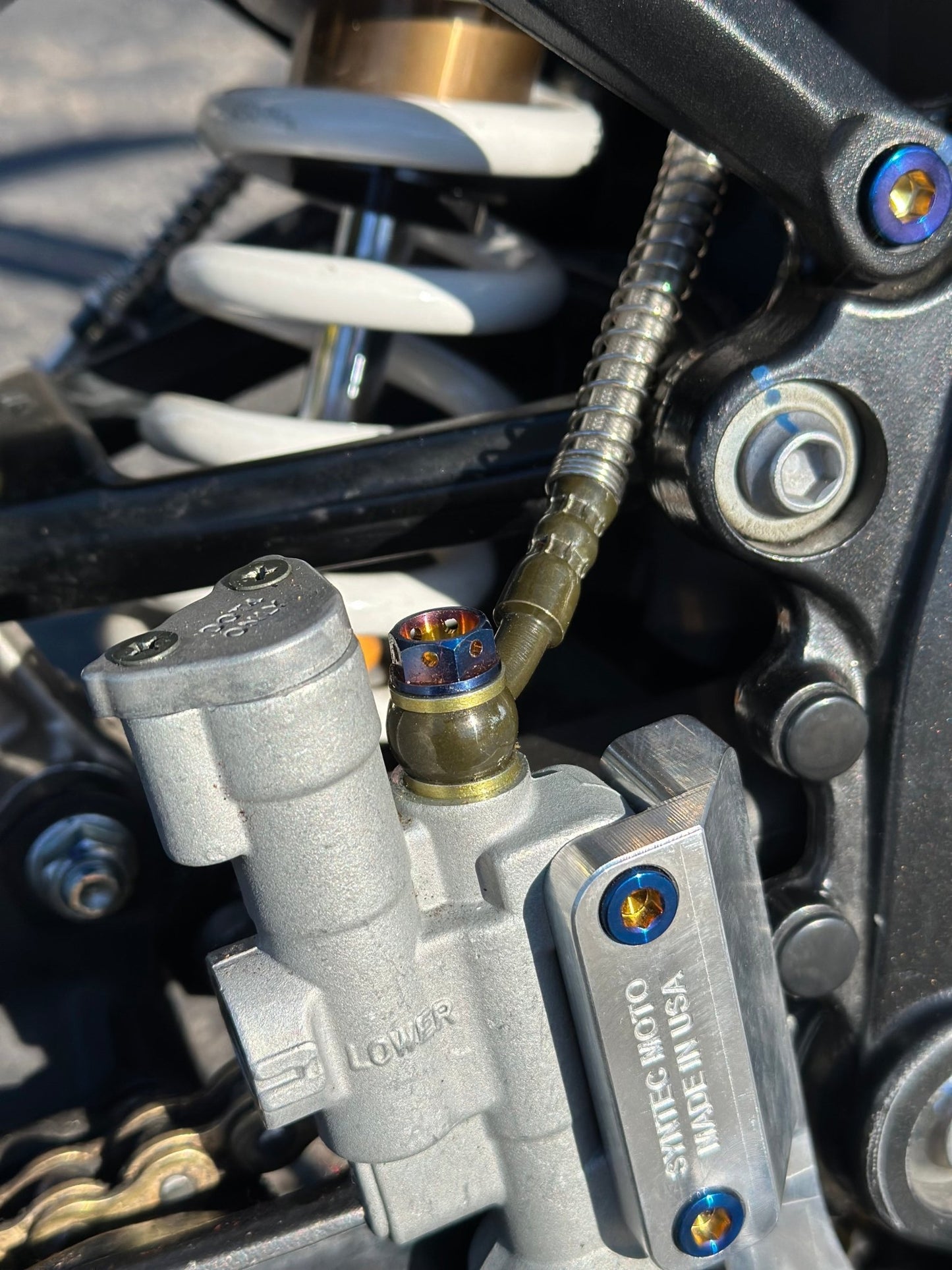 Surron Ultra Bee Titanium Banjo Bolts - MXwraps
