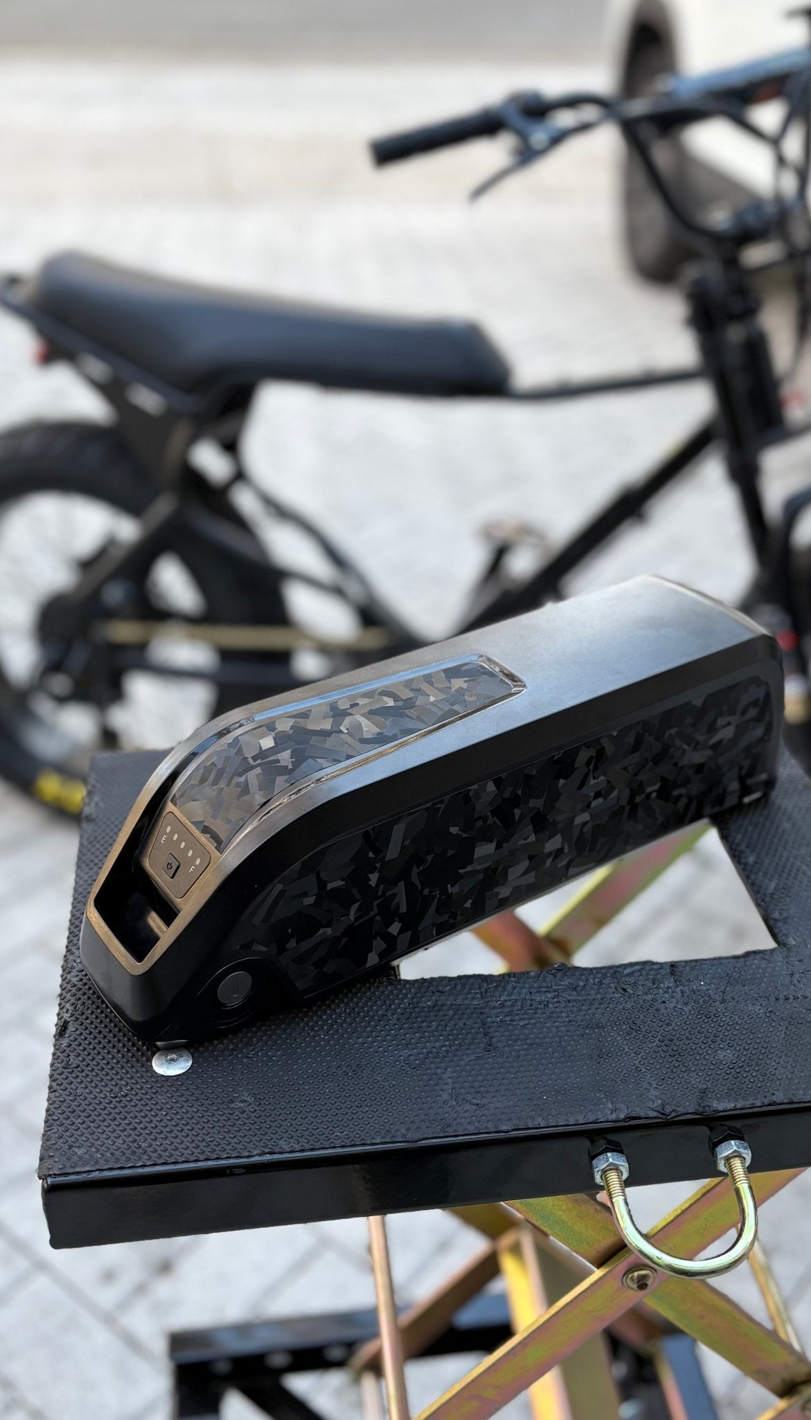 Macfox X2 Battery Wrap - MXwraps