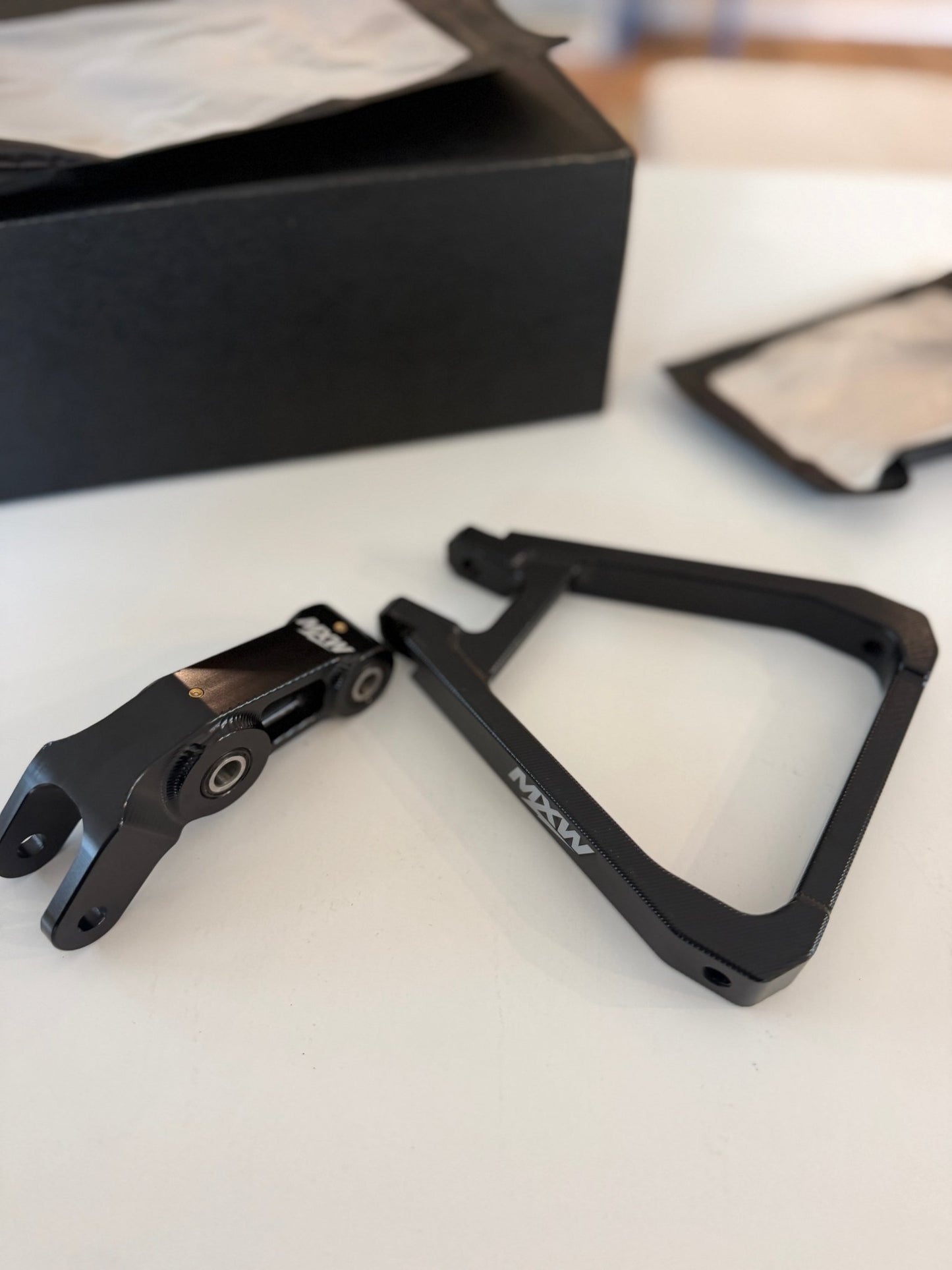 Surron LBX Triangle and Linkage - MXwraps