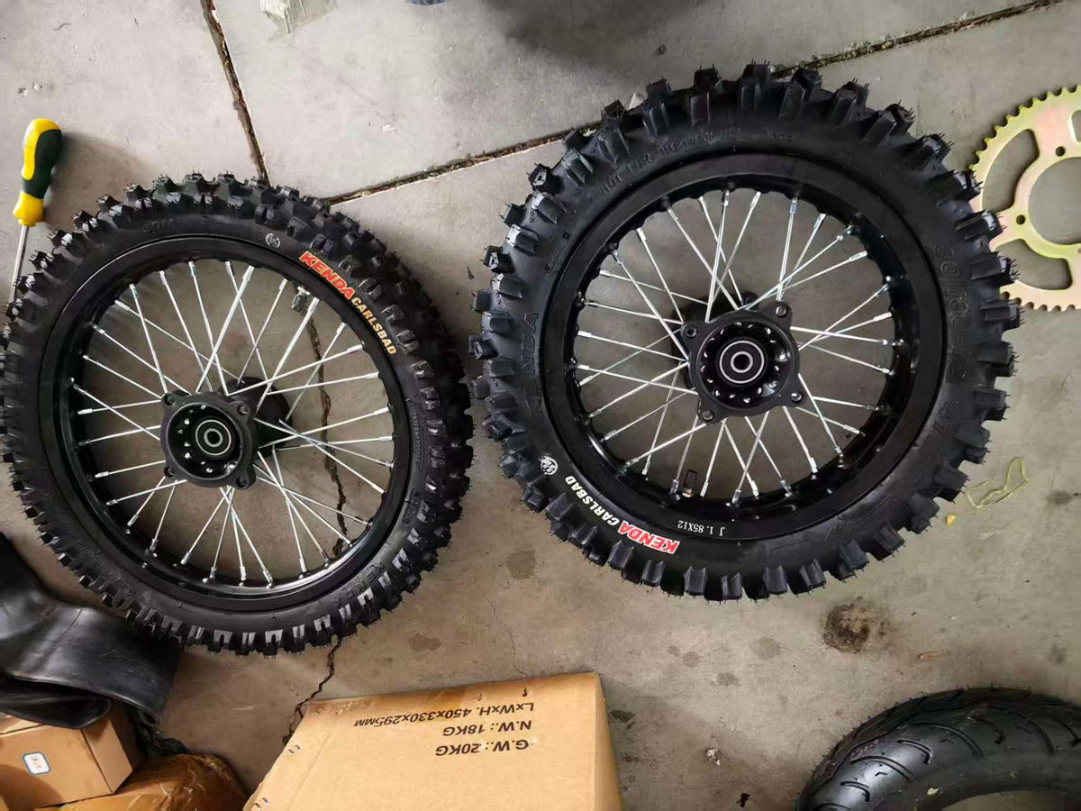 Tuttio/Yozma 14/17" Dirt Wheel Set - MXwraps
