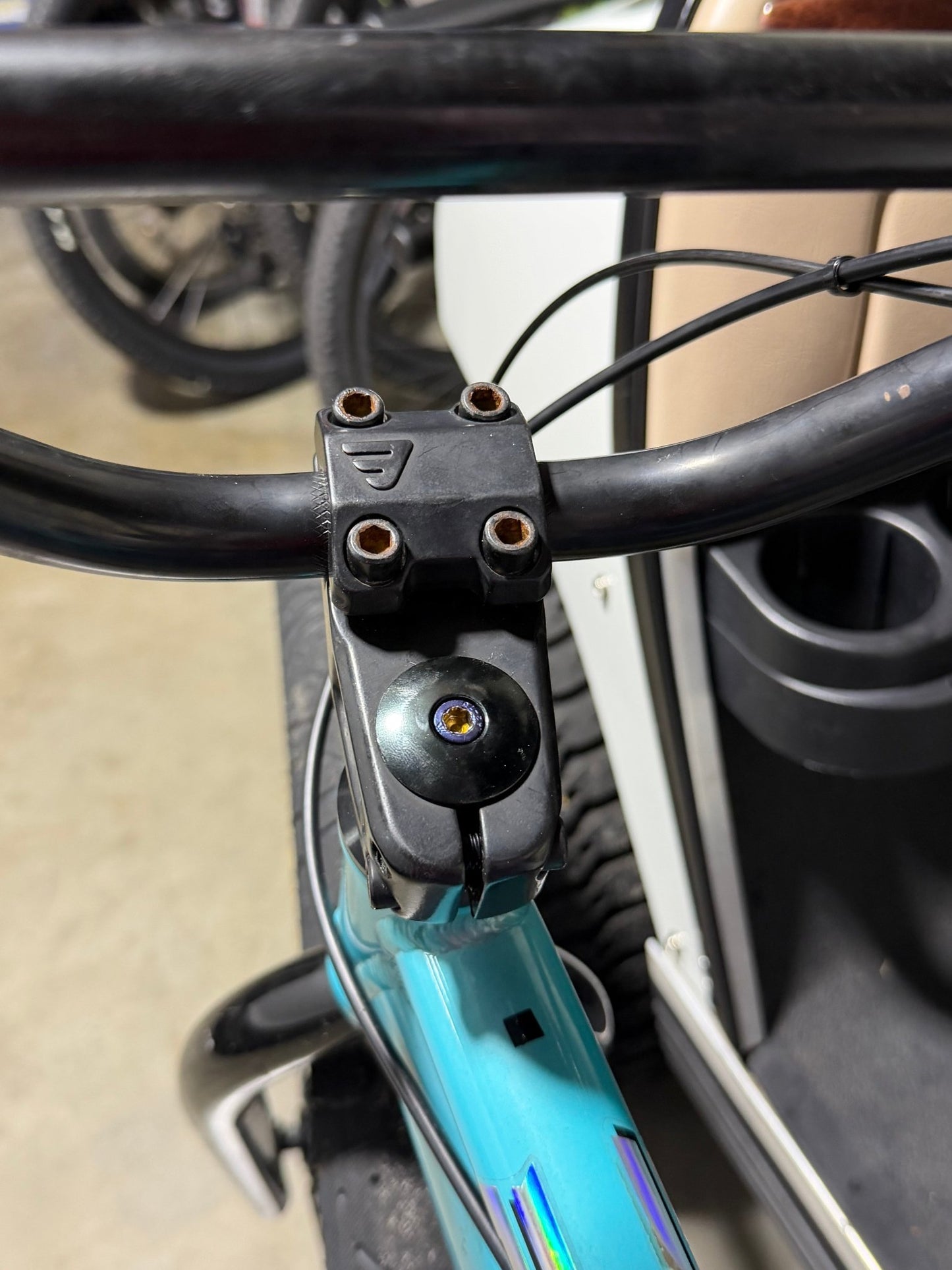 Pedal bike headset bolt - MXwraps
