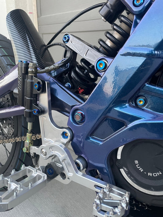 E - moto triangle bolts(2pc) - MXwraps