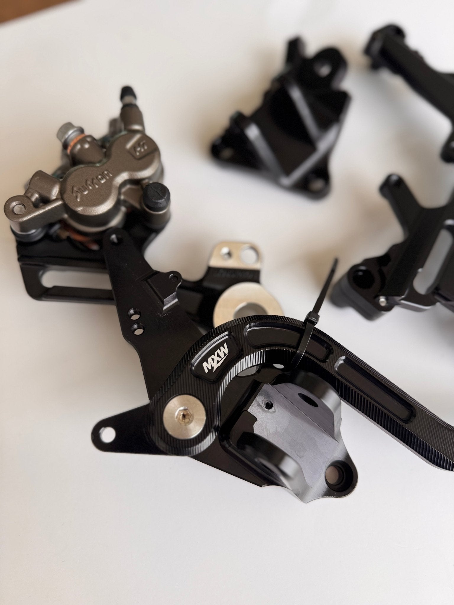 Surron Ultra Bee Footbrake Kit V3 - MXwraps