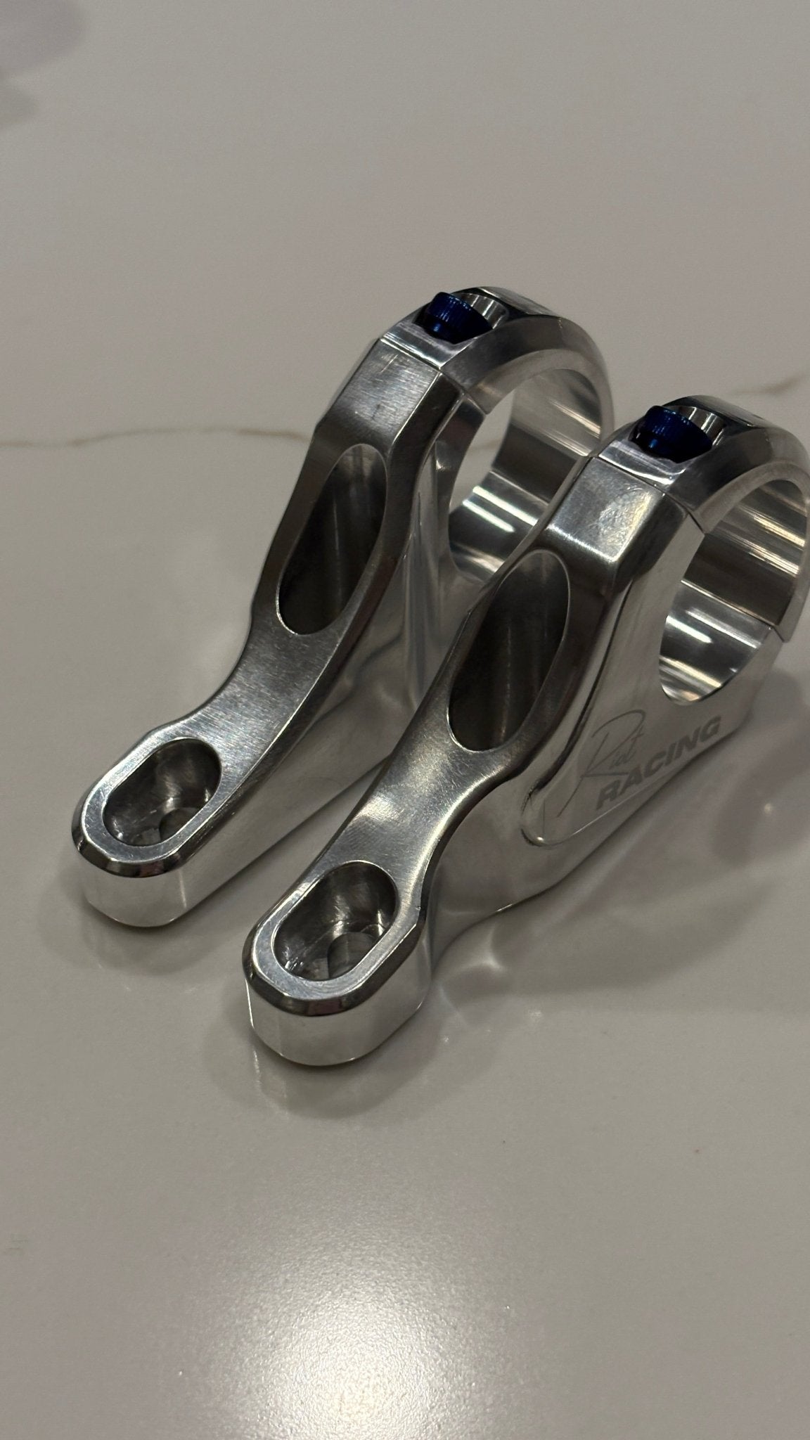 Riot Direct Stem 31.8mm V2 (FREE TITANIUM STYLE BOLTS) - MXwraps