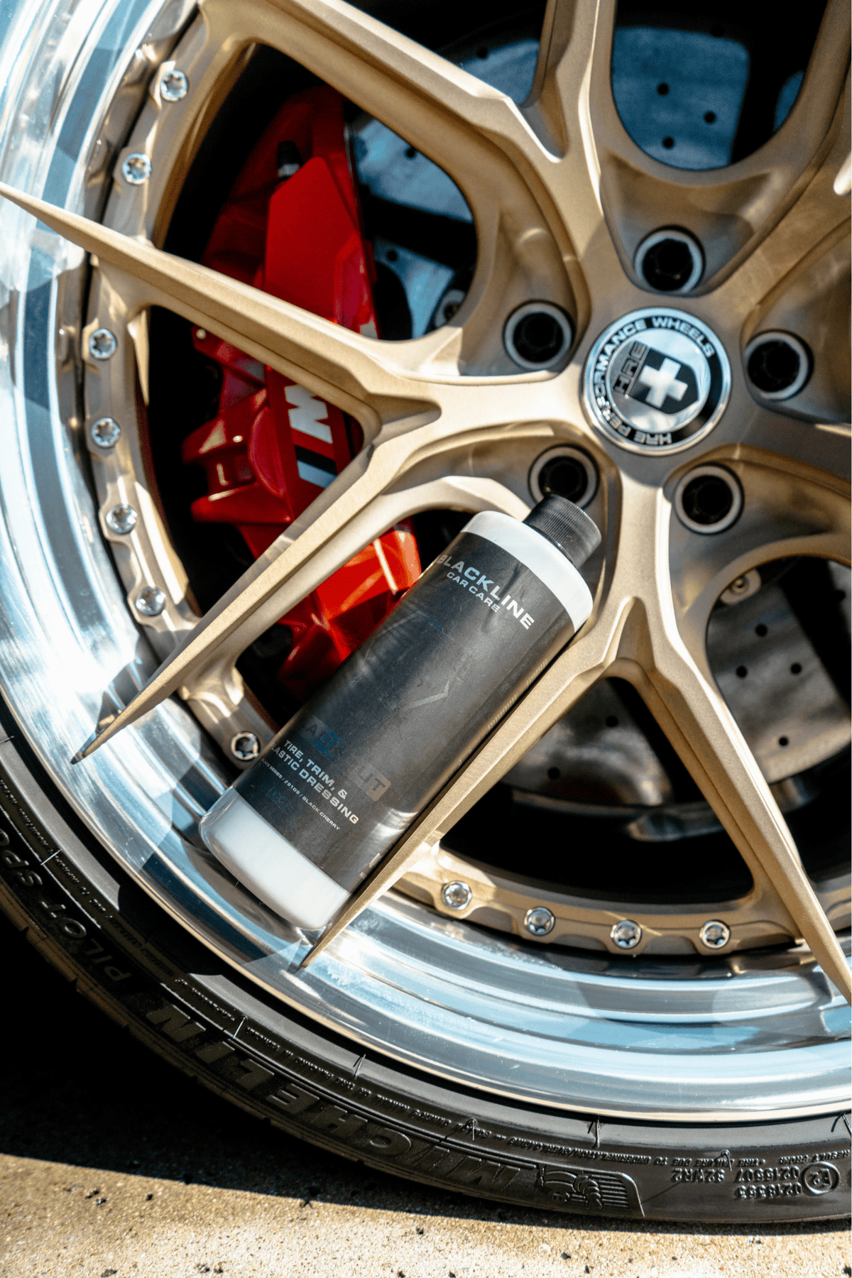 BLACKLINE® BLACKOUT TRIM & TIRE DRESSING