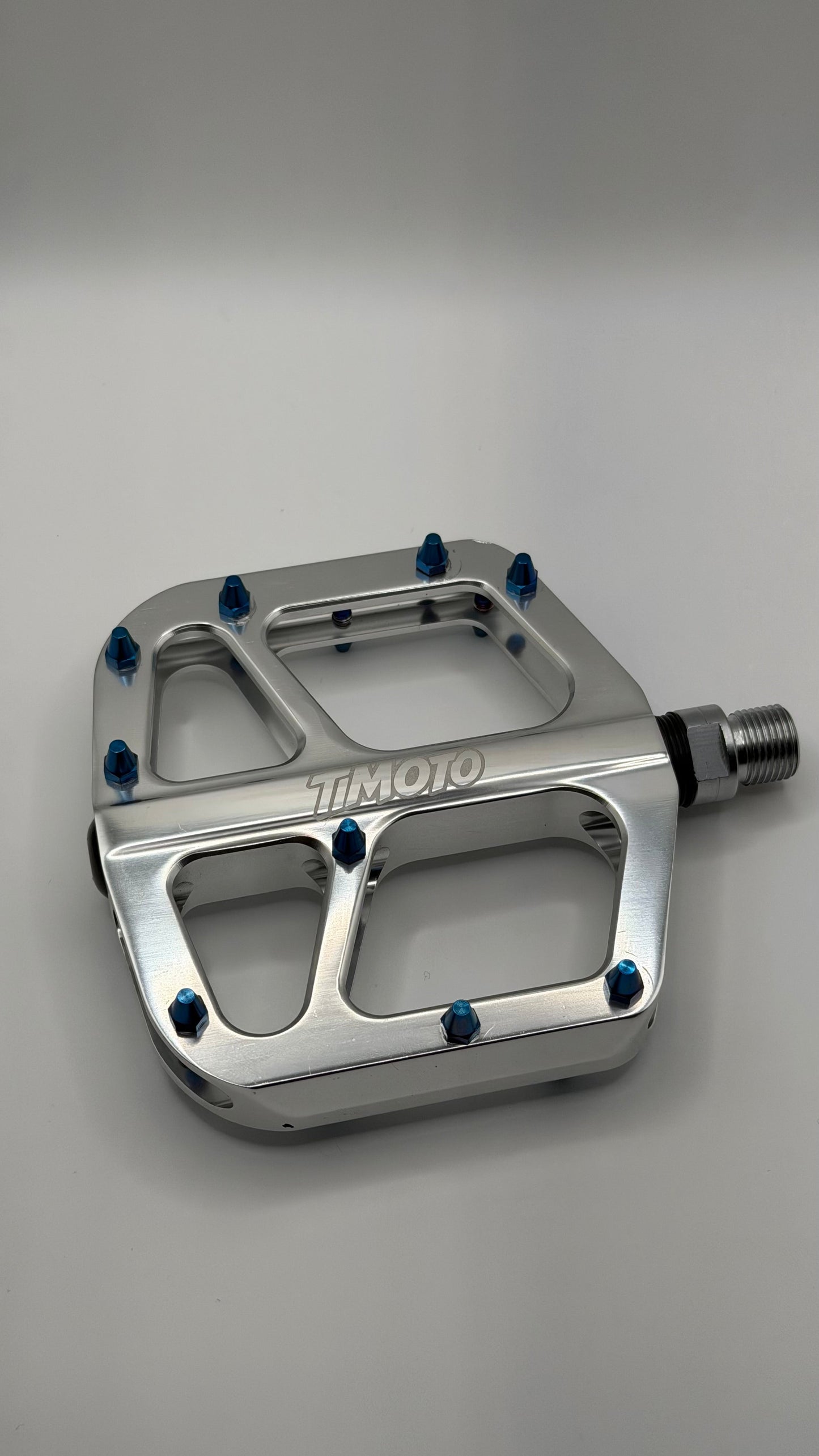MXwraps Chrome Bike Pedals (Universal Fit)