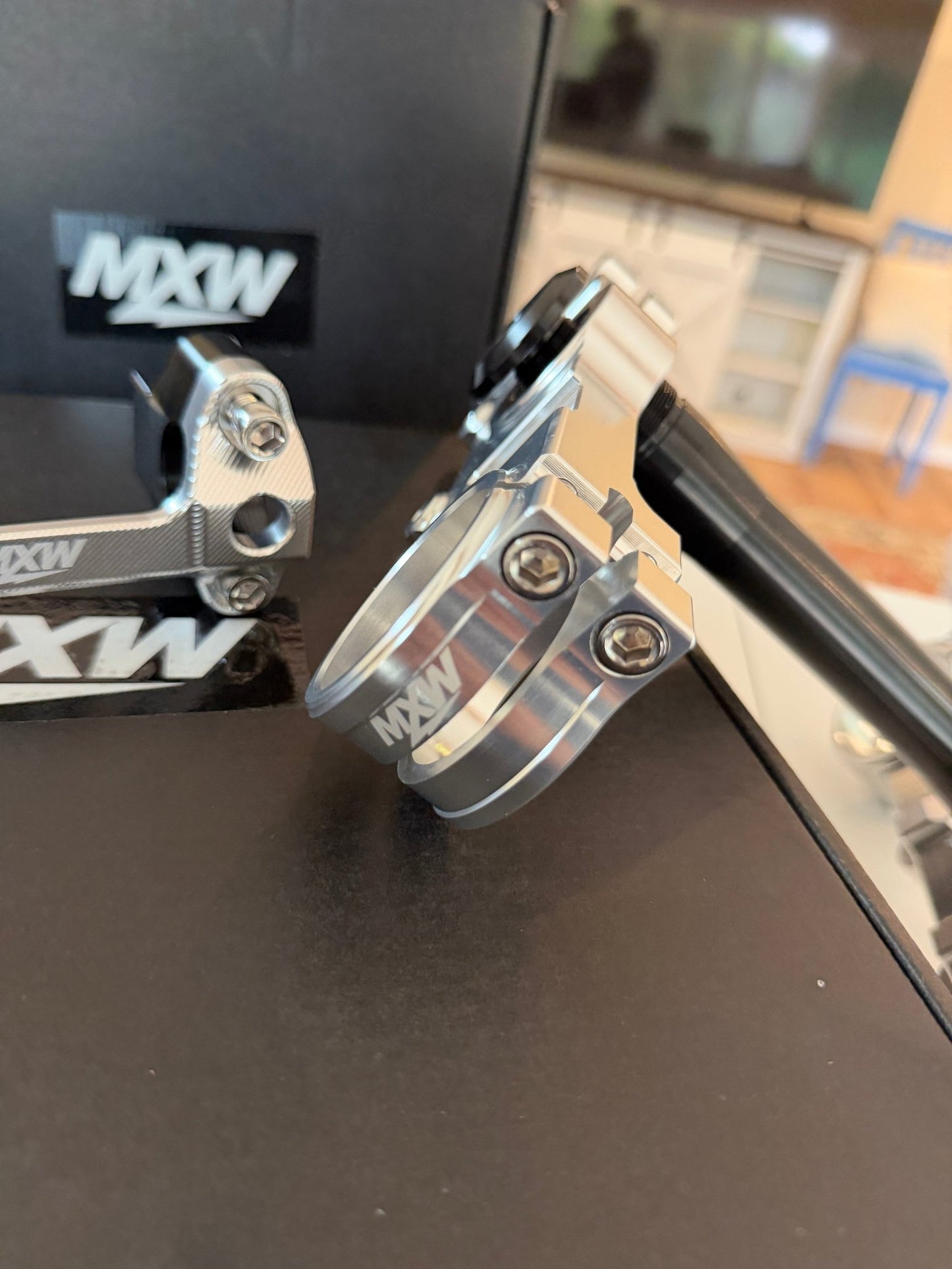 Surron Ultra Bee Upgraded Triple Clamps - MXwraps