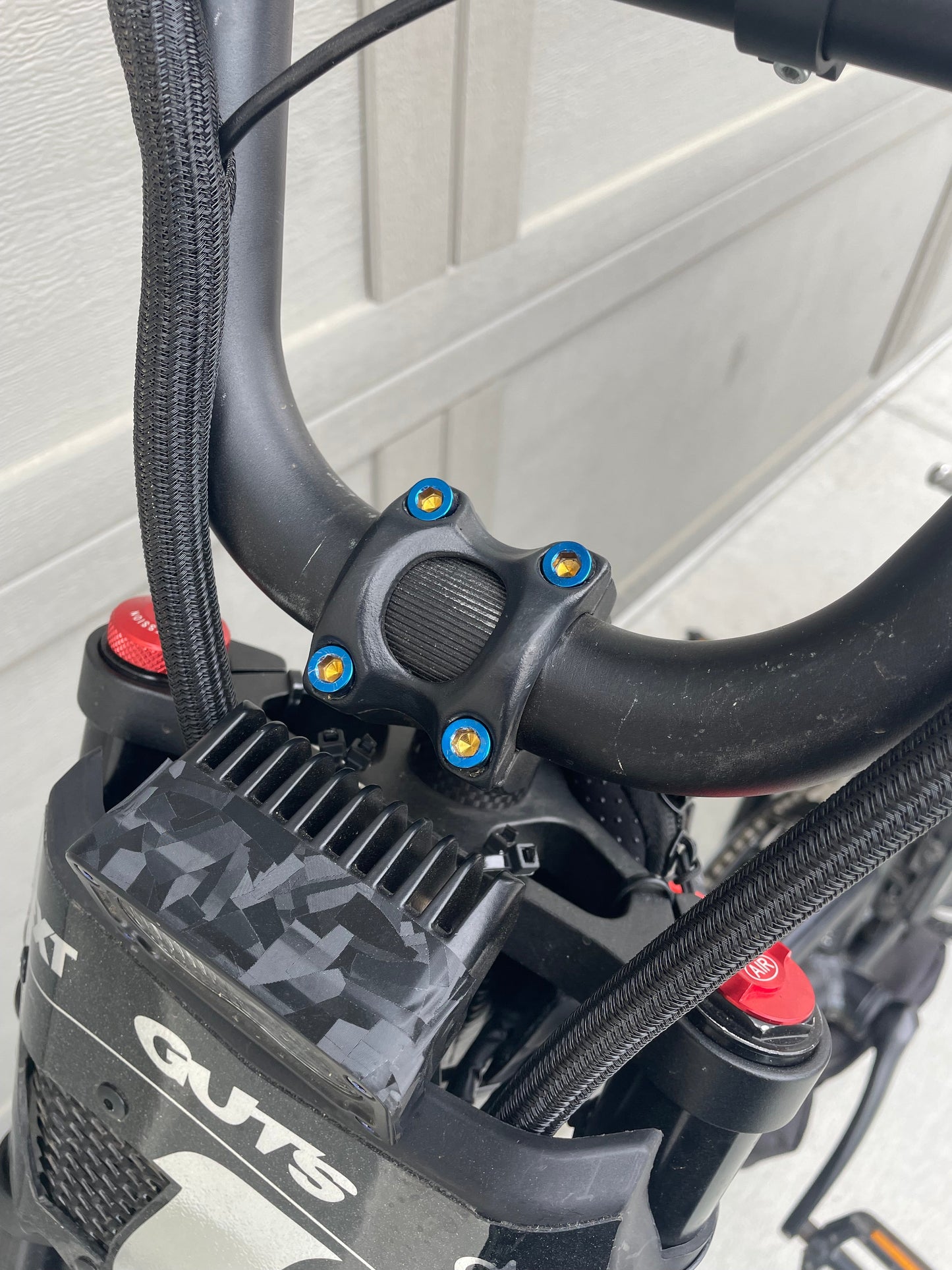 Rad runner/bucklos direct mount bolts