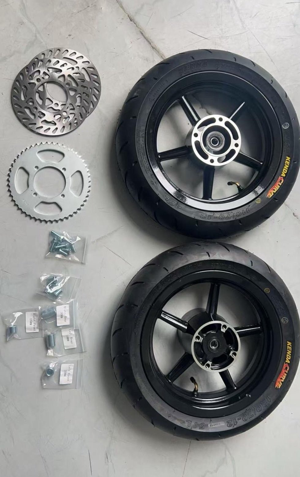 Tuttio/Razor Supermoto Wheel Set - MXwraps