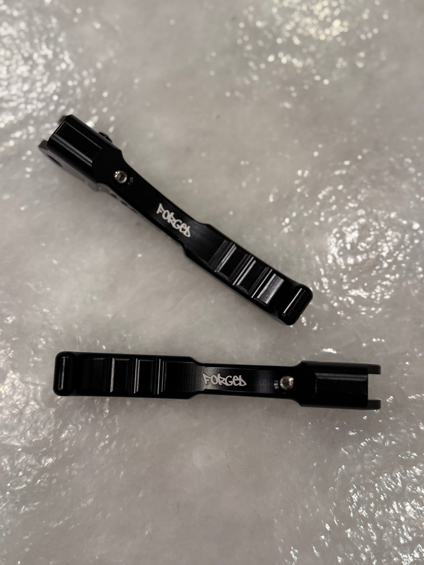 Ultra Bee Brake Upgraded levers - MXwraps