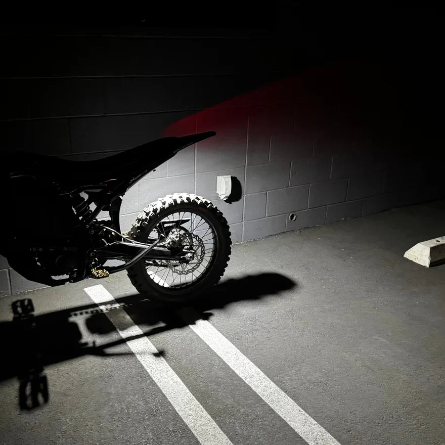 Battery Powered High - Output Rock Light with a switch - MXwraps