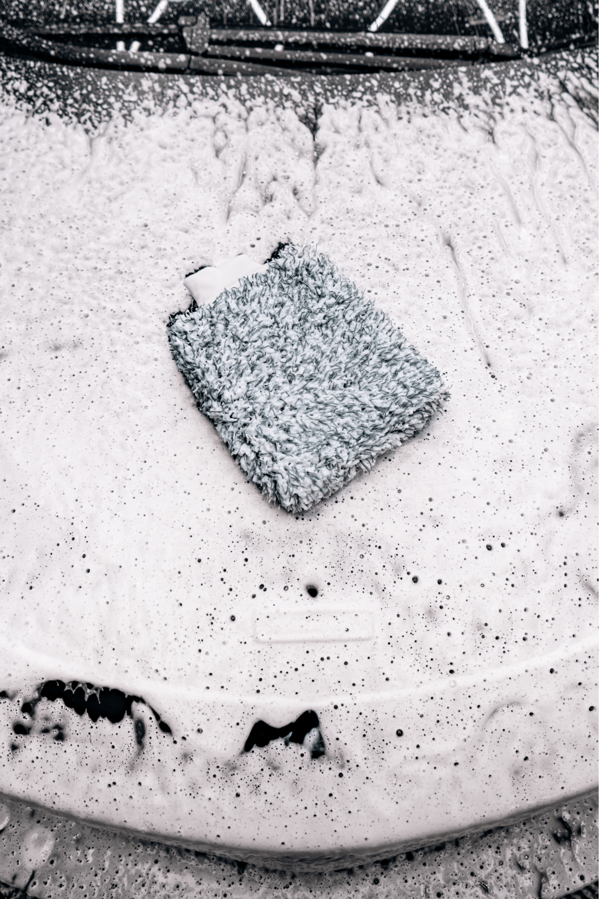 BLACKLINE® MICROFIBER WASH MITT