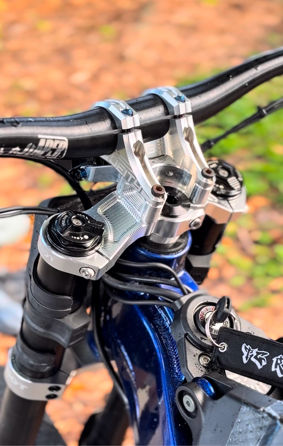 Surron LBX Chrome Fork Clamps - MXwraps
