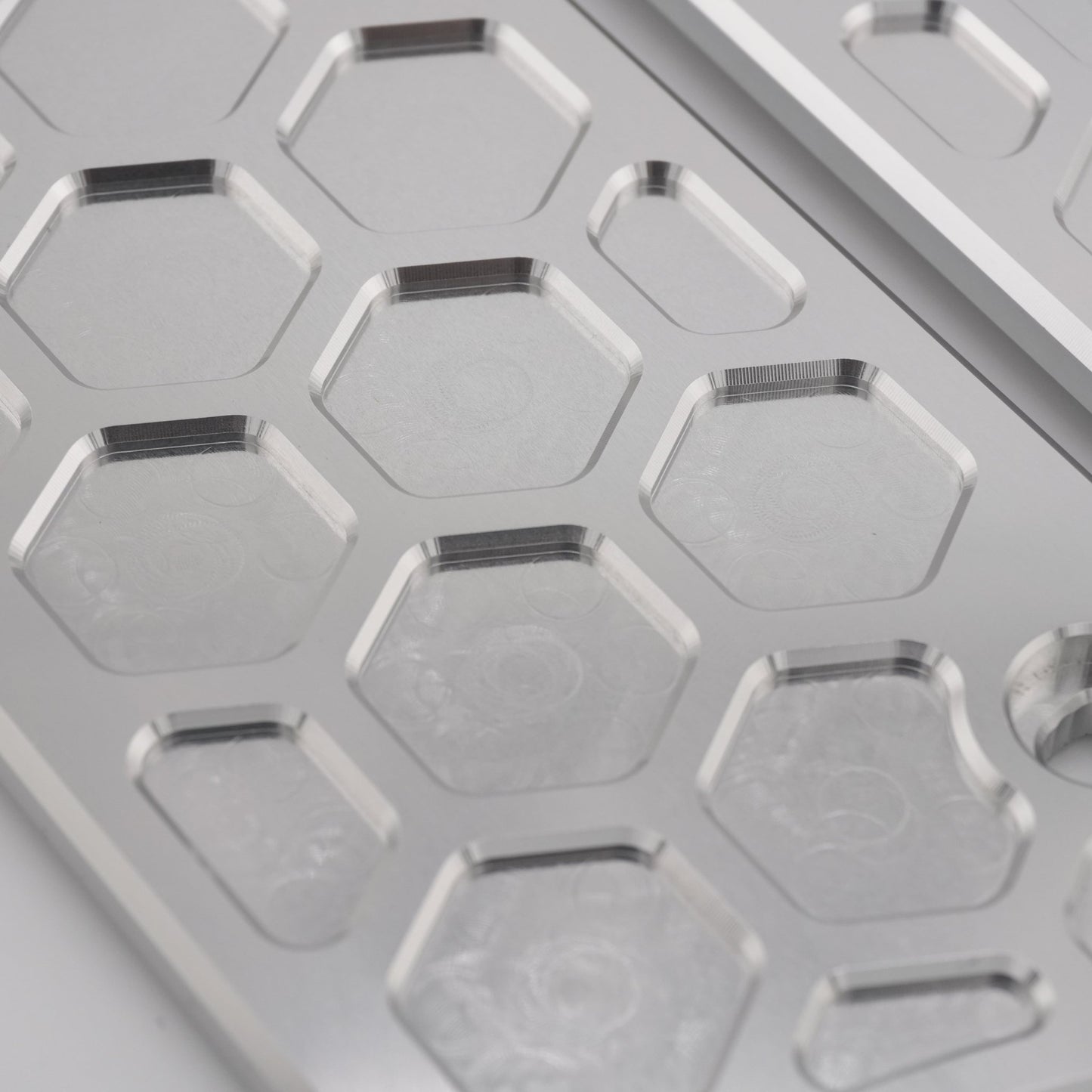 TB Talaria XXX Aluminum Side Panels - MXwraps