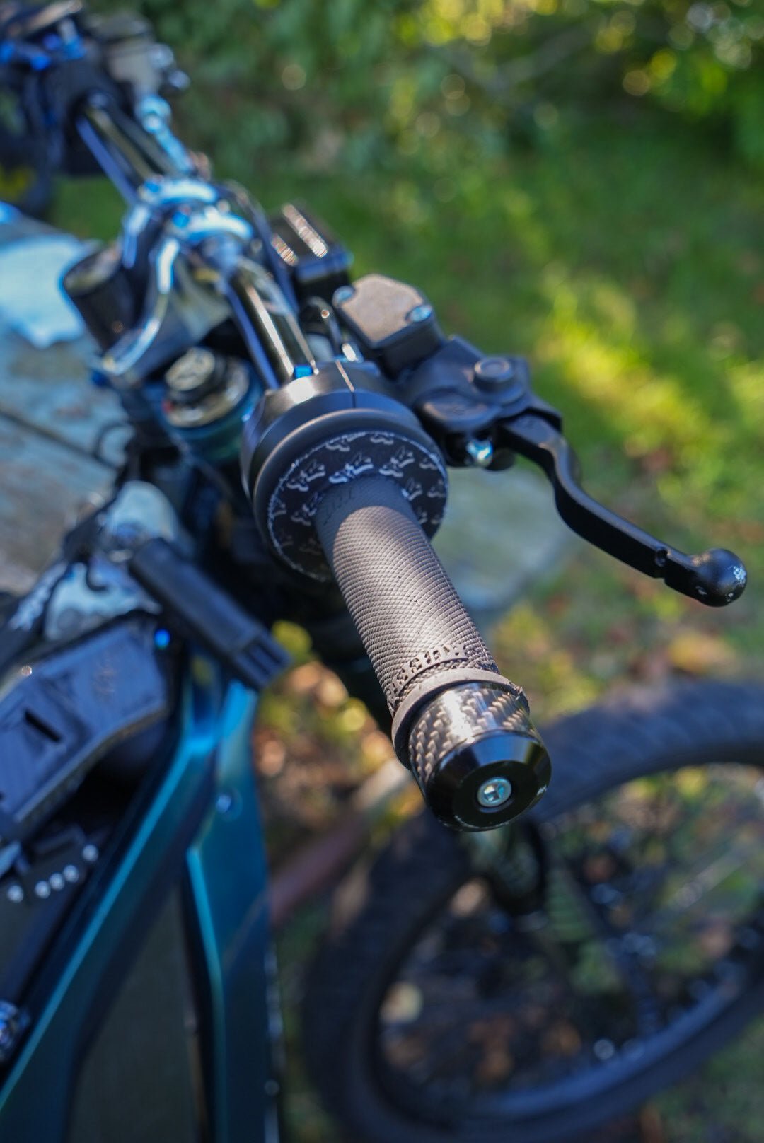 Carbon Fiber Bar Ends - MXwraps