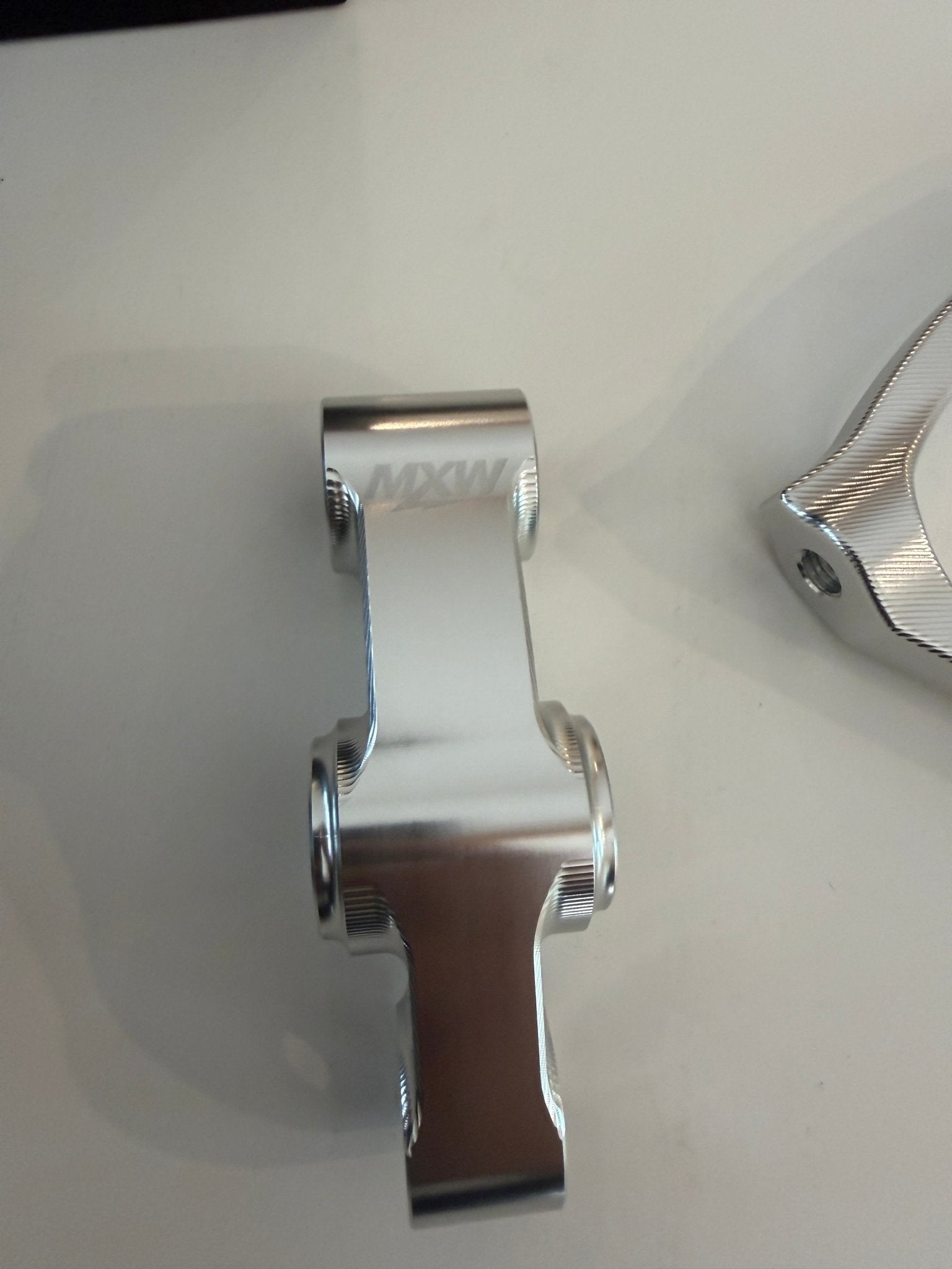 Surron Ultra Bee Triangle and Linkage - MXwraps