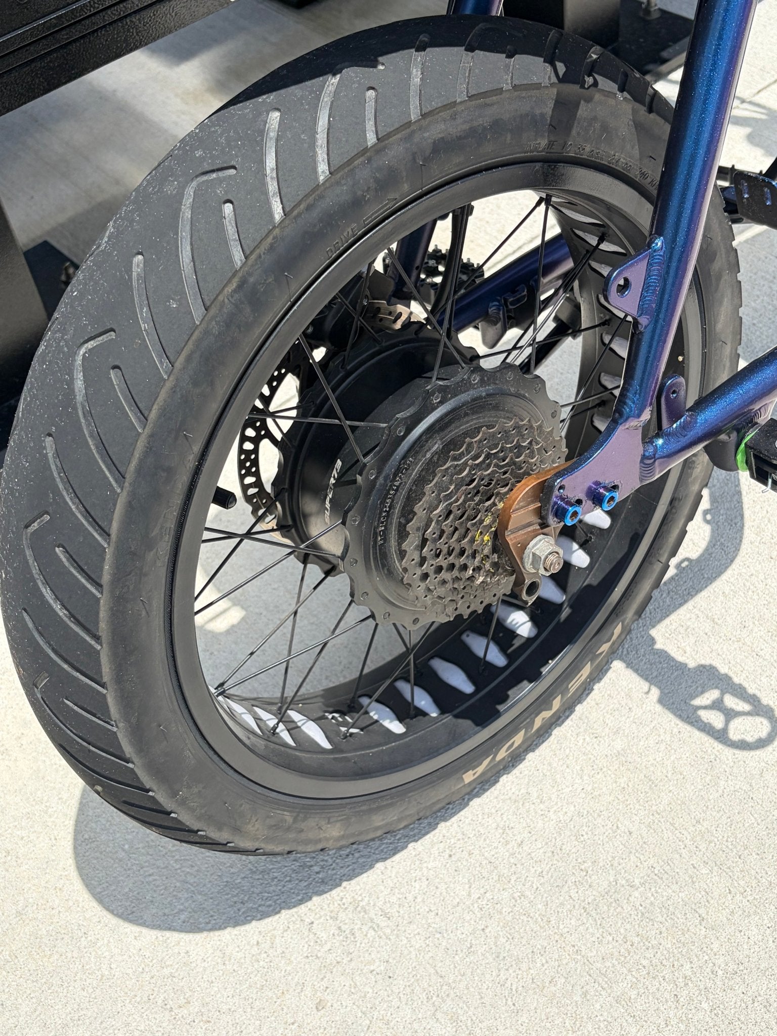 Kenda Kraze 20x4.25 Supermoto Fat Tire for Electric Bikes (single Kenda Kraze 20x4.25 Supermoto Fat Tire for Electric Bikes (single
