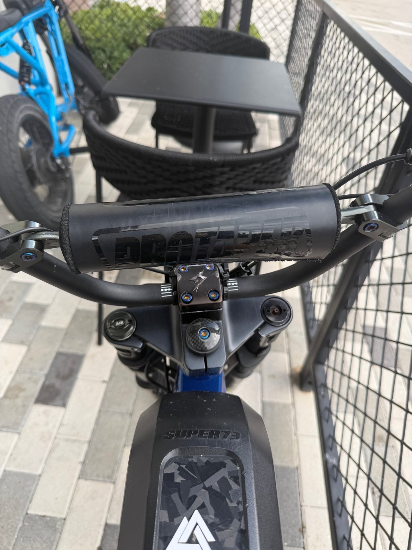 Titanium headset bolt - MXwraps