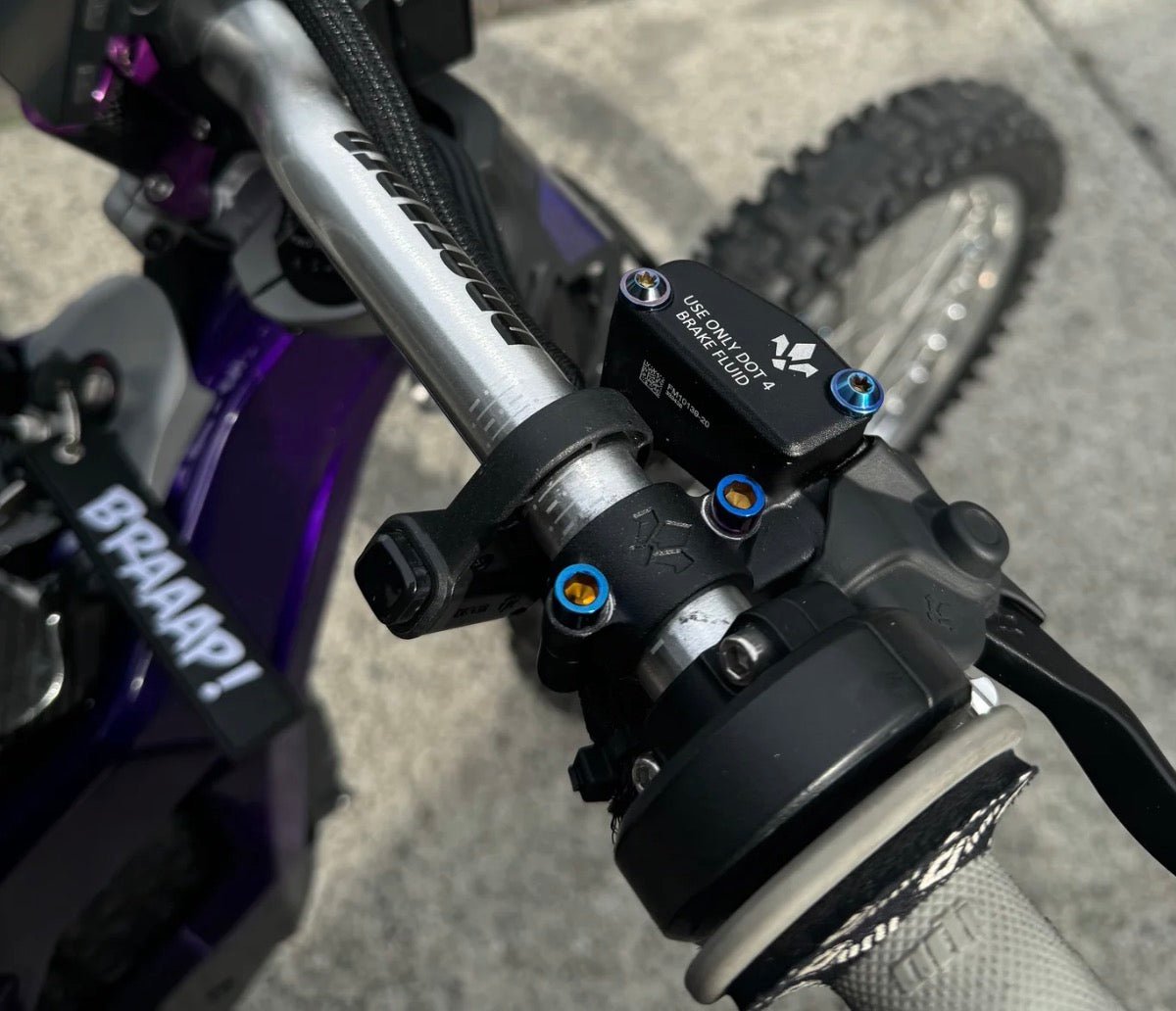 Formula brake bar titanium clamp bolts (Set of 2) - MXwraps