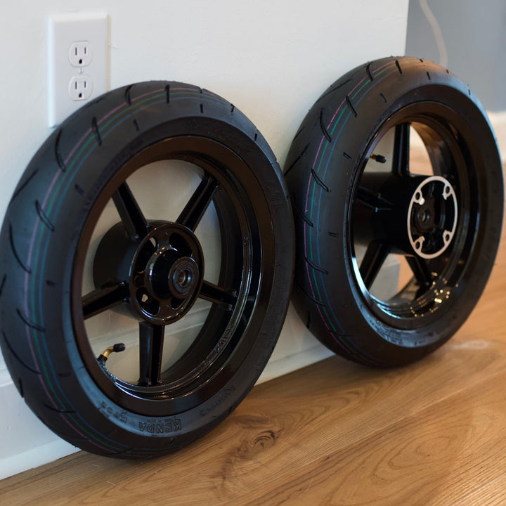 High-Performance Tuttio/Yozma Supermoto Tires for Ultimate Grip main image 1