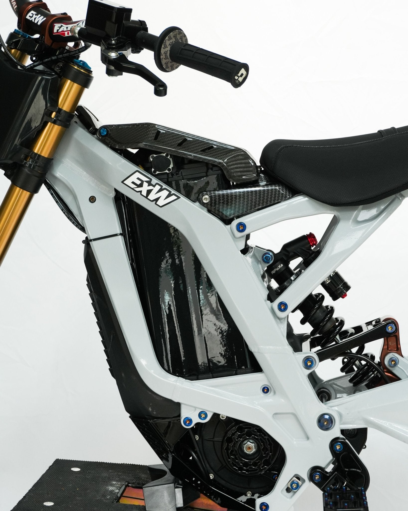 E-Bike "invisible" Black Battery Wrap - MXwraps