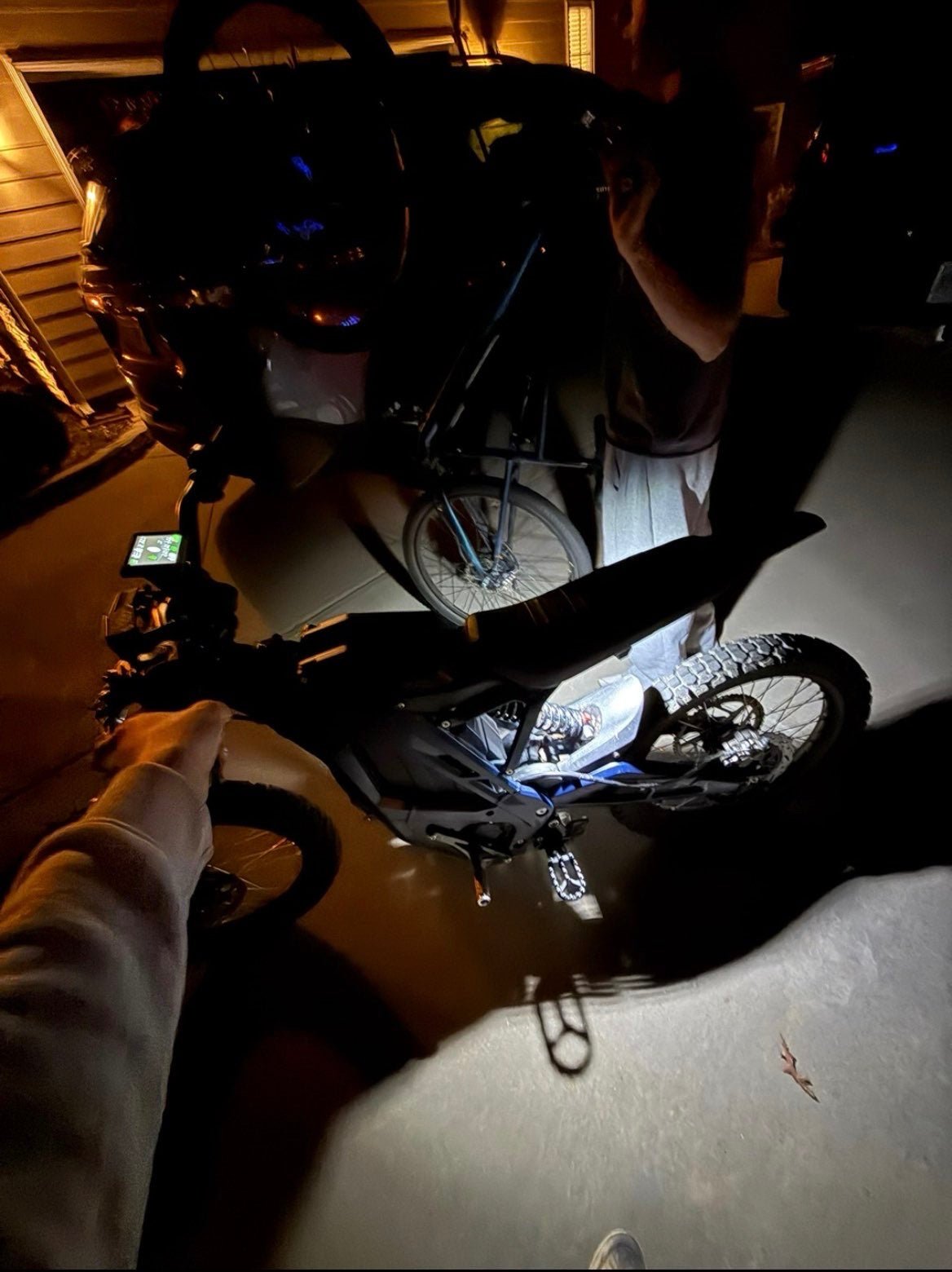 Battery Powered High - Output Rock Light with a switch - MXwraps