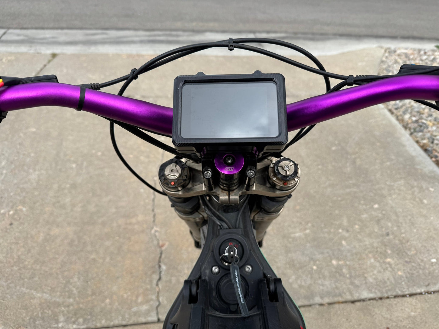 TB E-Ride Pro Display Protector and Mount - MXwraps