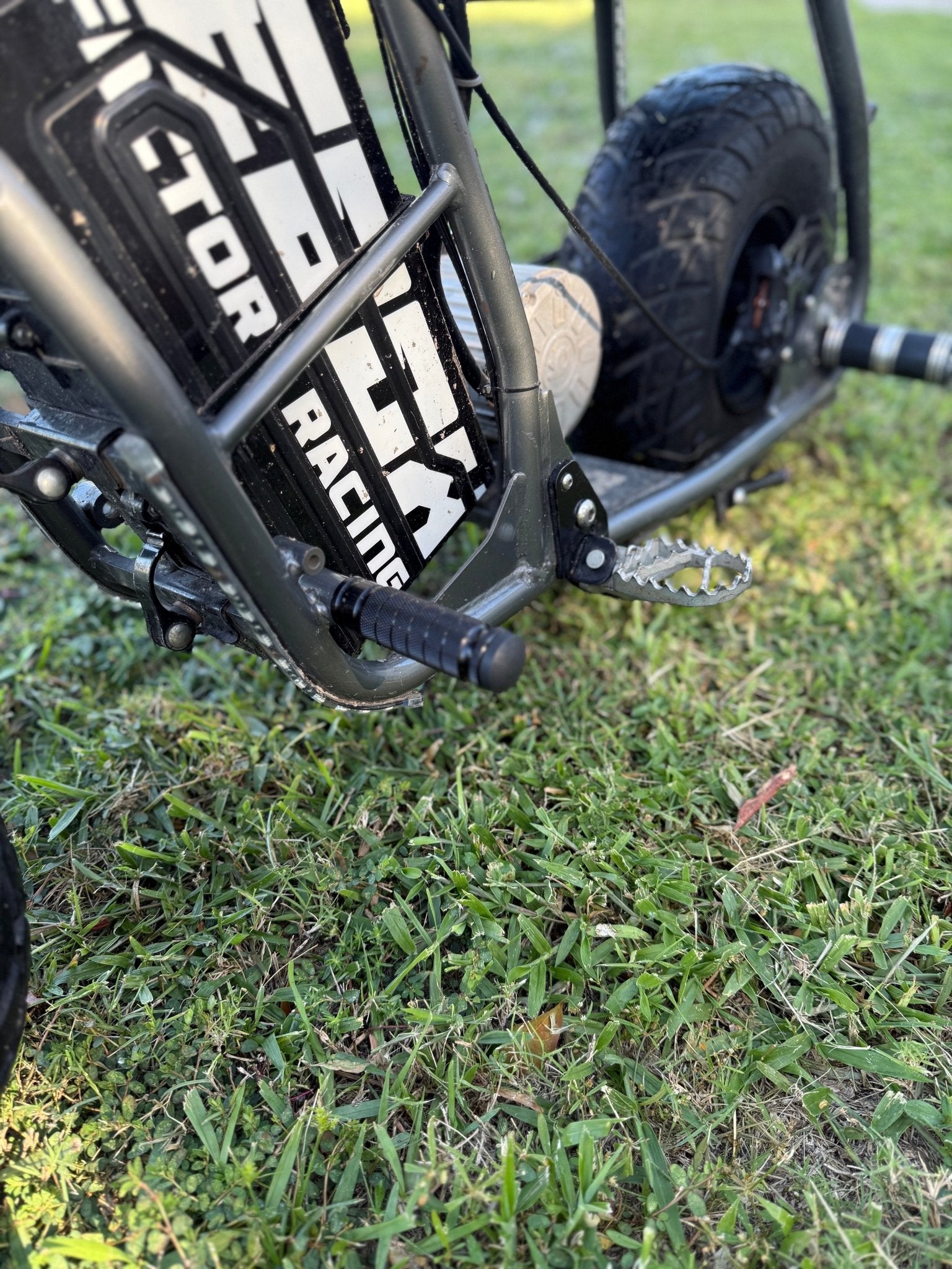 Ebox Dragster Foot Lock! - MXwraps