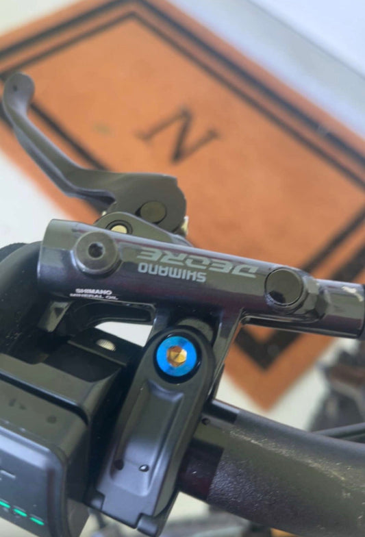 Shimano, Hopetech Lever Titanium Bolt - MXwraps