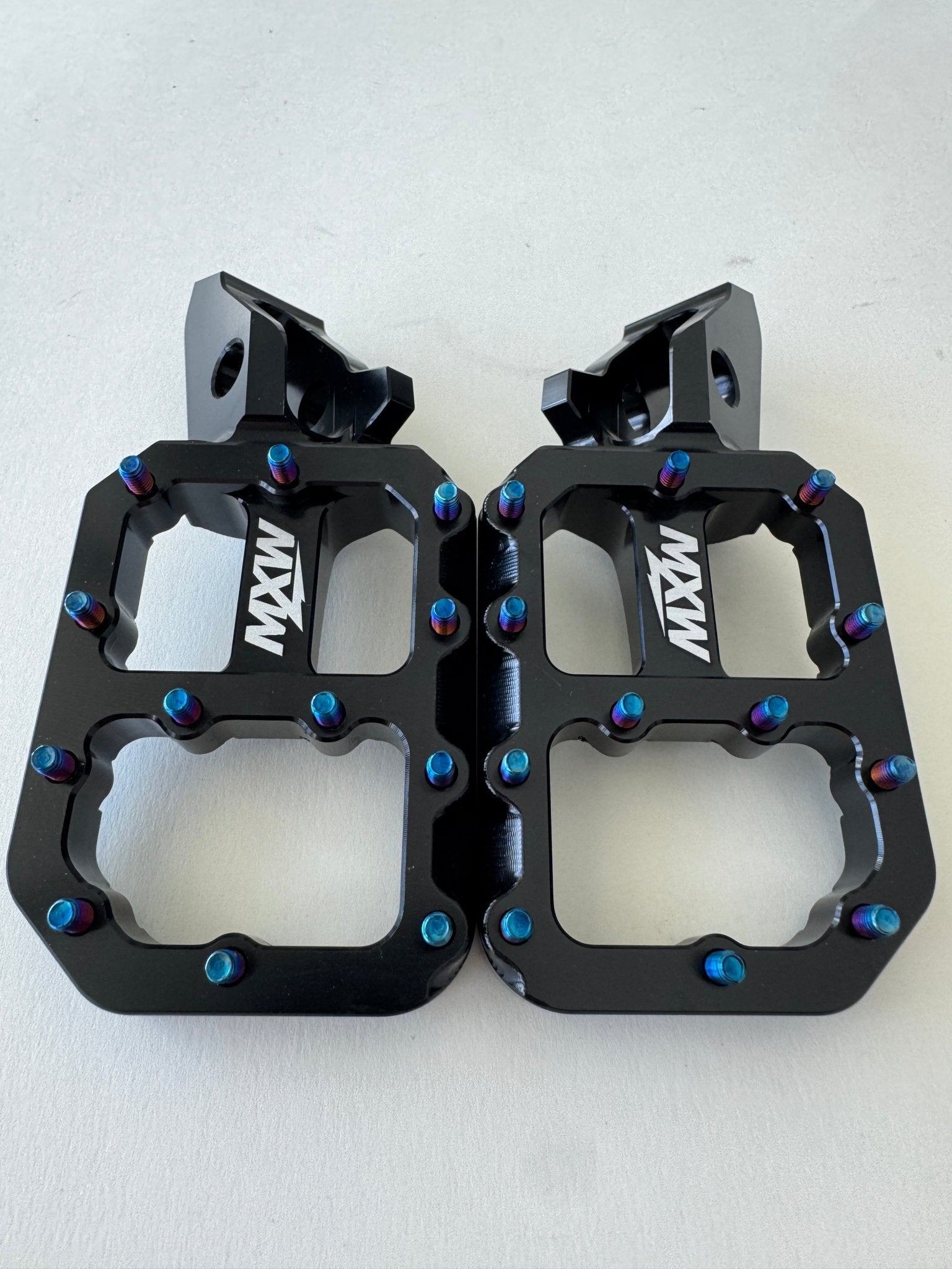 Titanium Black Wide Pegs - MXwraps