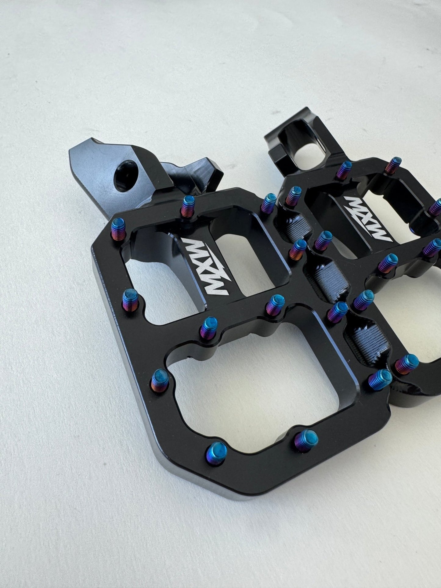 Titanium Black Wide Pegs - MXwraps